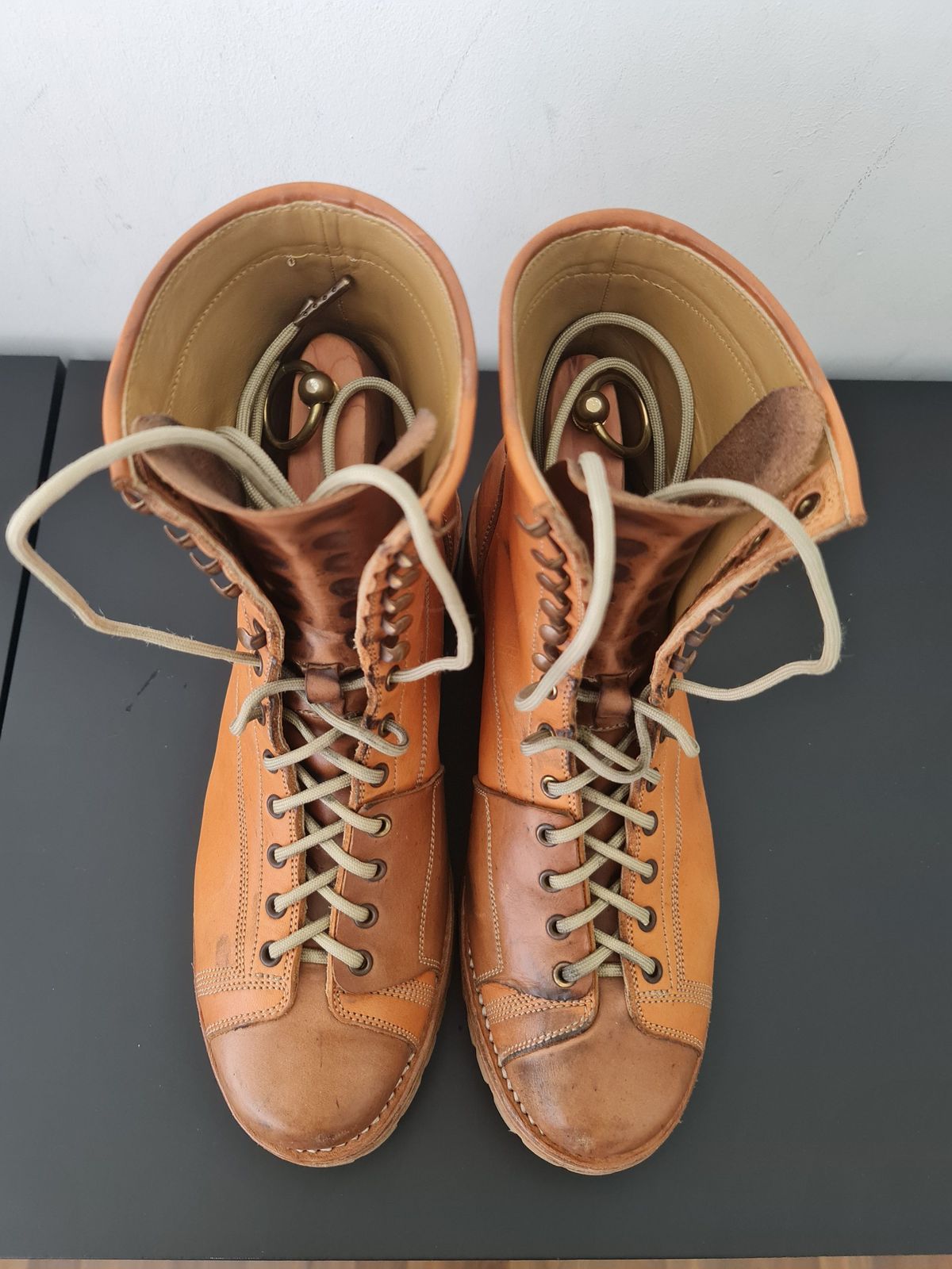 Photo by patinathunderdome on December 5, 2021 of the Bad Hat Brothers Monkey Boots in Horween Natural Essex.