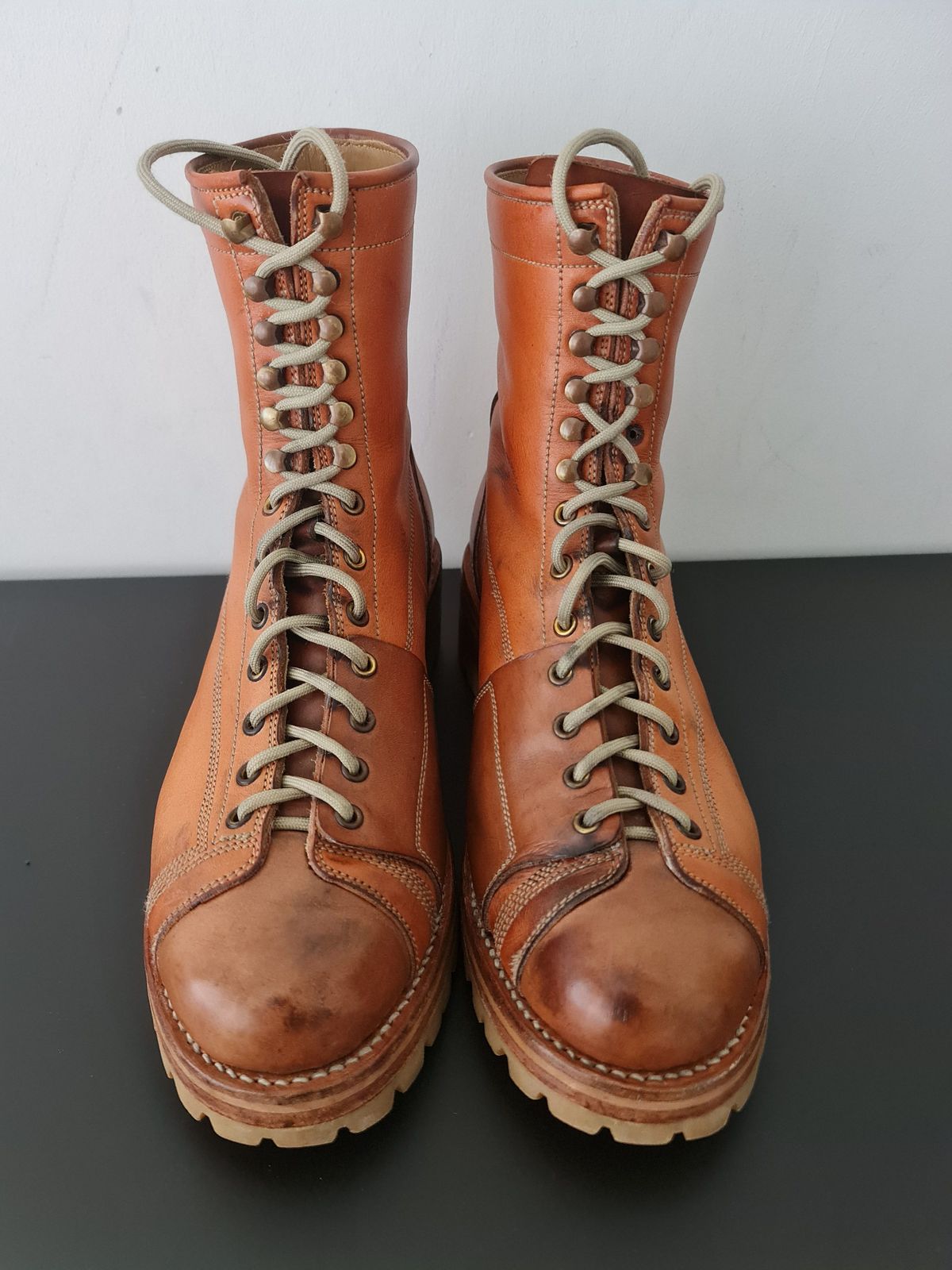 Photo by patinathunderdome on March 4, 2022 of the Bad Hat Brothers Monkey Boots in Horween Natural Essex.