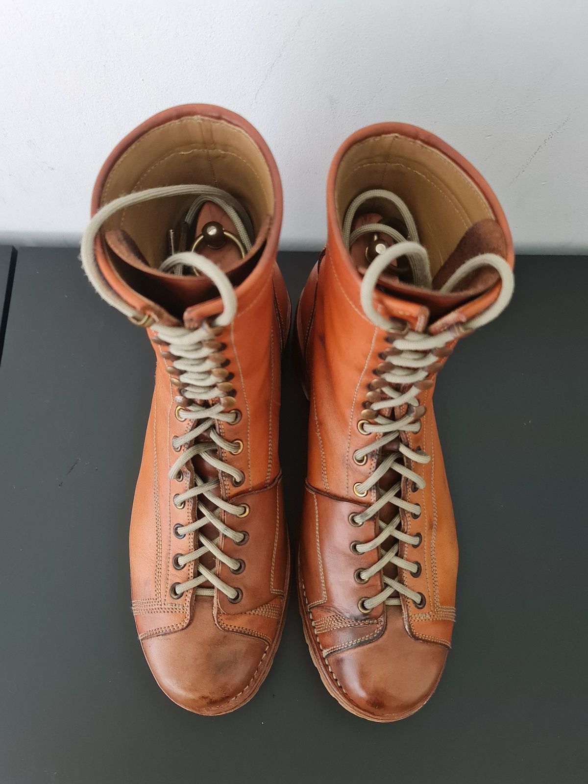 Photo by patinathunderdome on March 4, 2022 of the Bad Hat Brothers Monkey Boots in Horween Natural Essex.