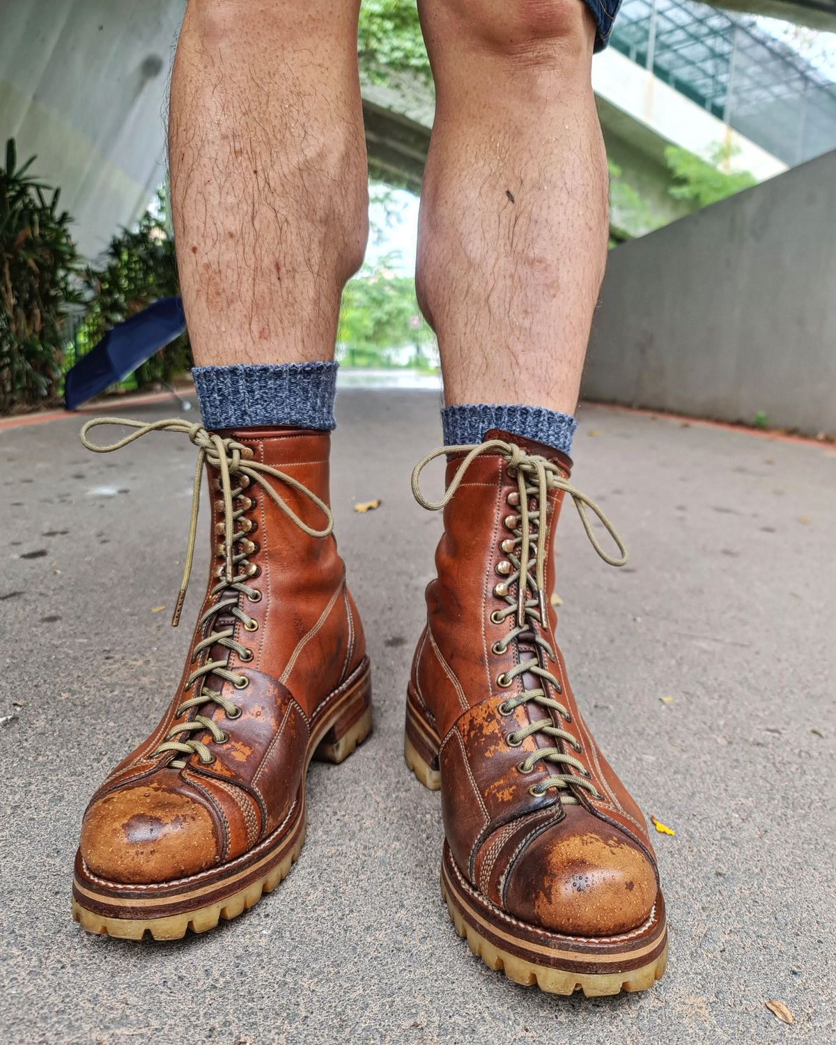 Photo by patinathunderdome on April 5, 2022 of the Bad Hat Brothers Monkey Boots in Horween Natural Essex.