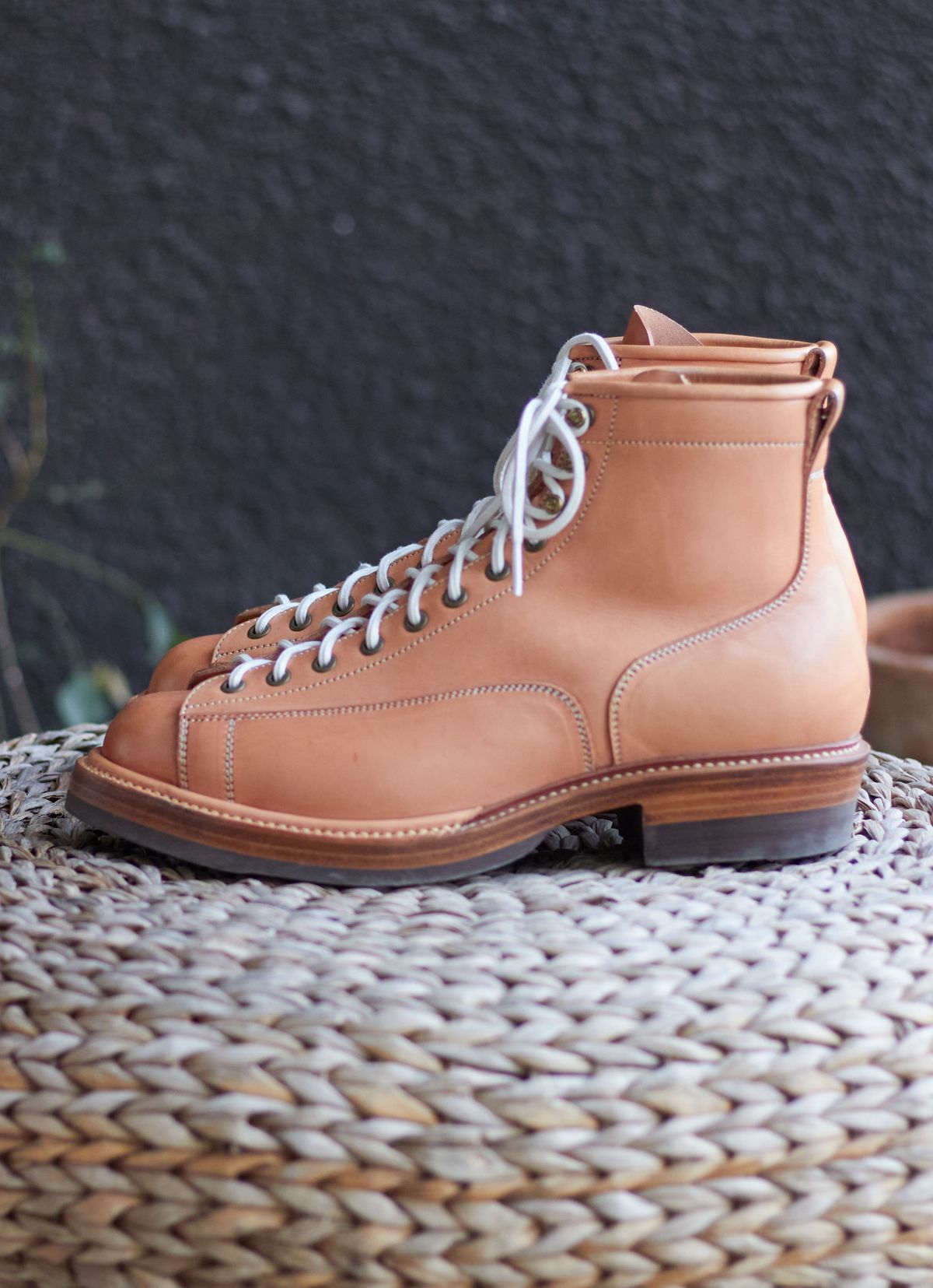Photo by patinathunderdome on December 4, 2021 of the Flame Panda Monkey Boot in Tochigi Natural Cowhide.