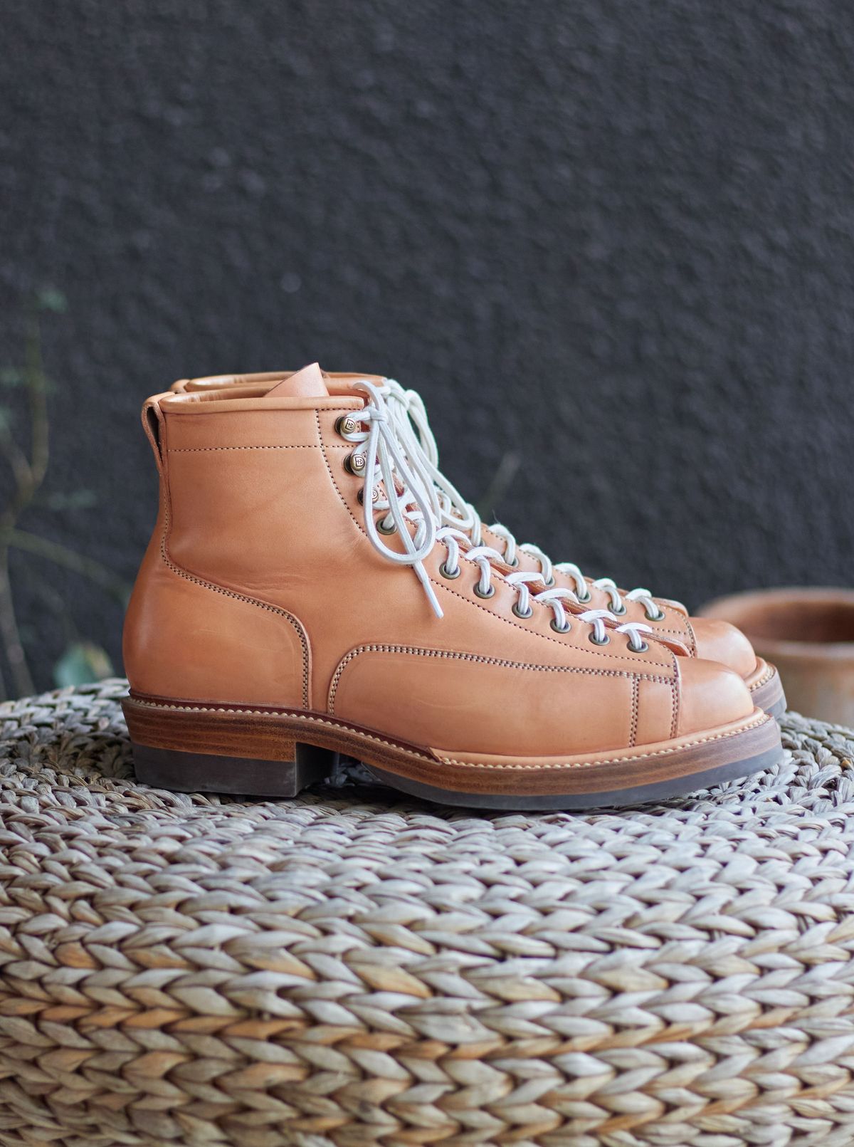Photo by patinathunderdome on December 4, 2021 of the Flame Panda Monkey Boot in Tochigi Natural Cowhide.