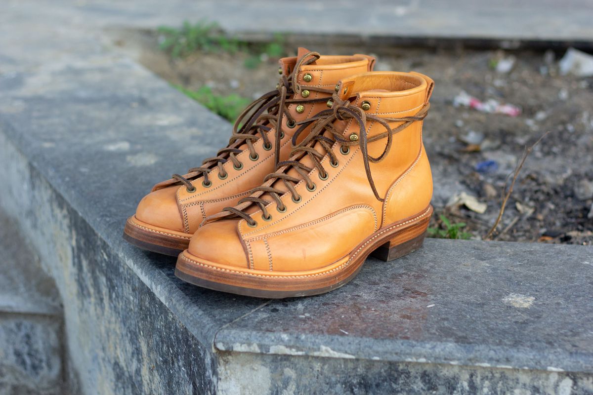 Photo by patinathunderdome on March 5, 2022 of the Flame Panda Monkey Boot in Tochigi Natural Cowhide.