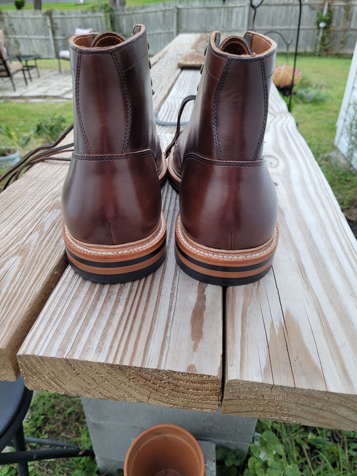 Photo by patinathunderdome on September 30, 2021 of the Grant Stone Diesel Boot in Horween Crimson Chromexcel.