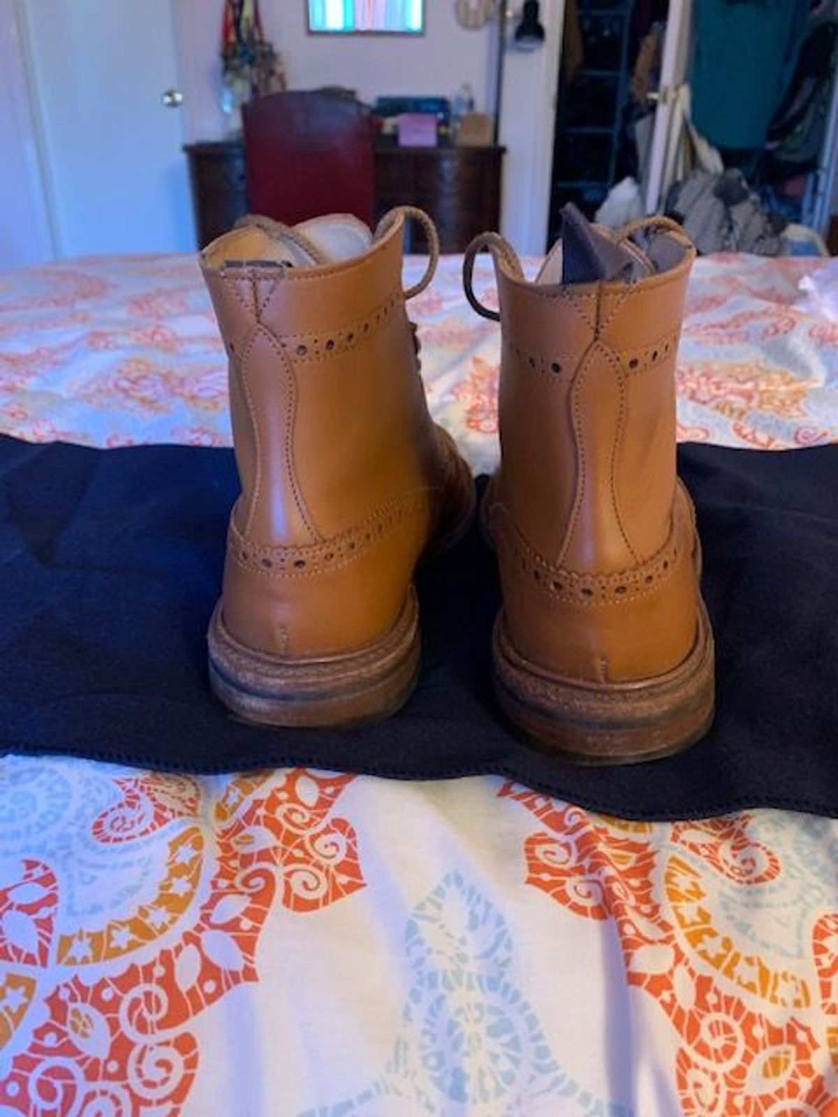 Photo by patinathunderdome on December 3, 2021 of the Tricker's Stow Country Boot in C-Shade Tan.
