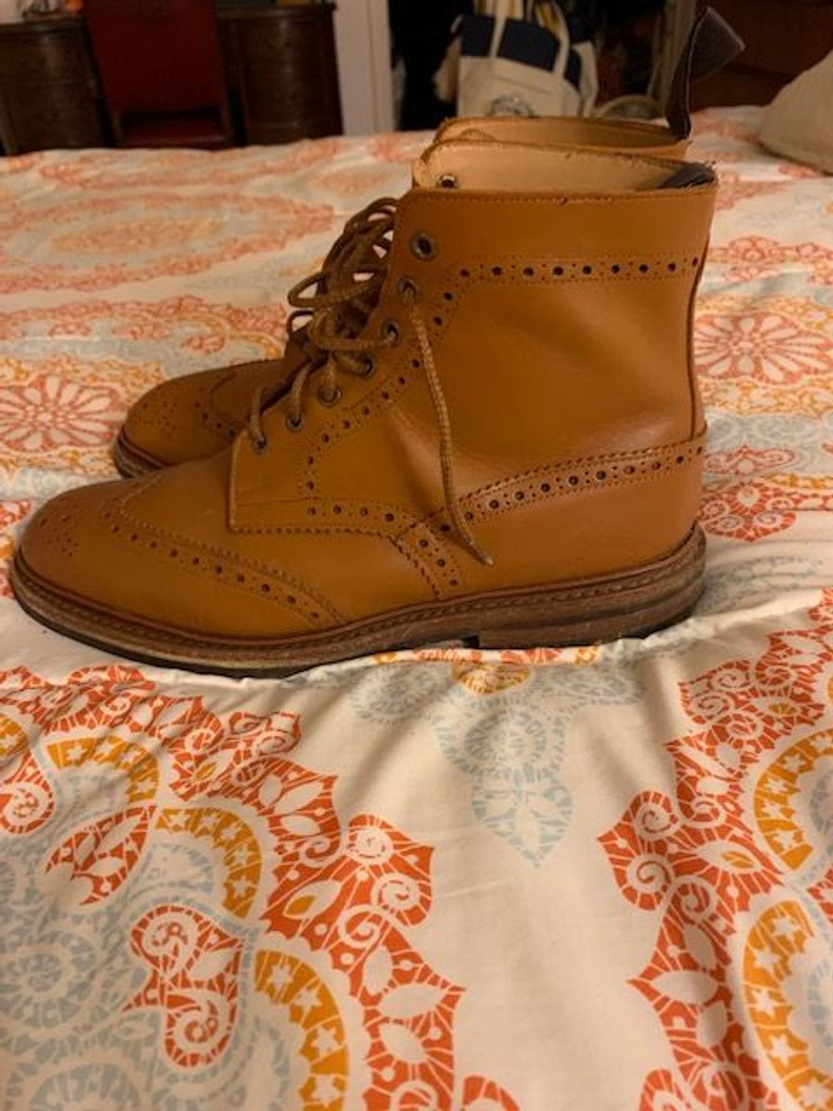 Photo by patinathunderdome on January 3, 2022 of the Tricker's Stow Country Boot in C-Shade Tan.