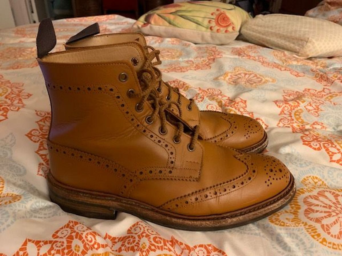 Photo by patinathunderdome on February 6, 2022 of the Tricker's Stow Country Boot in C-Shade Tan.