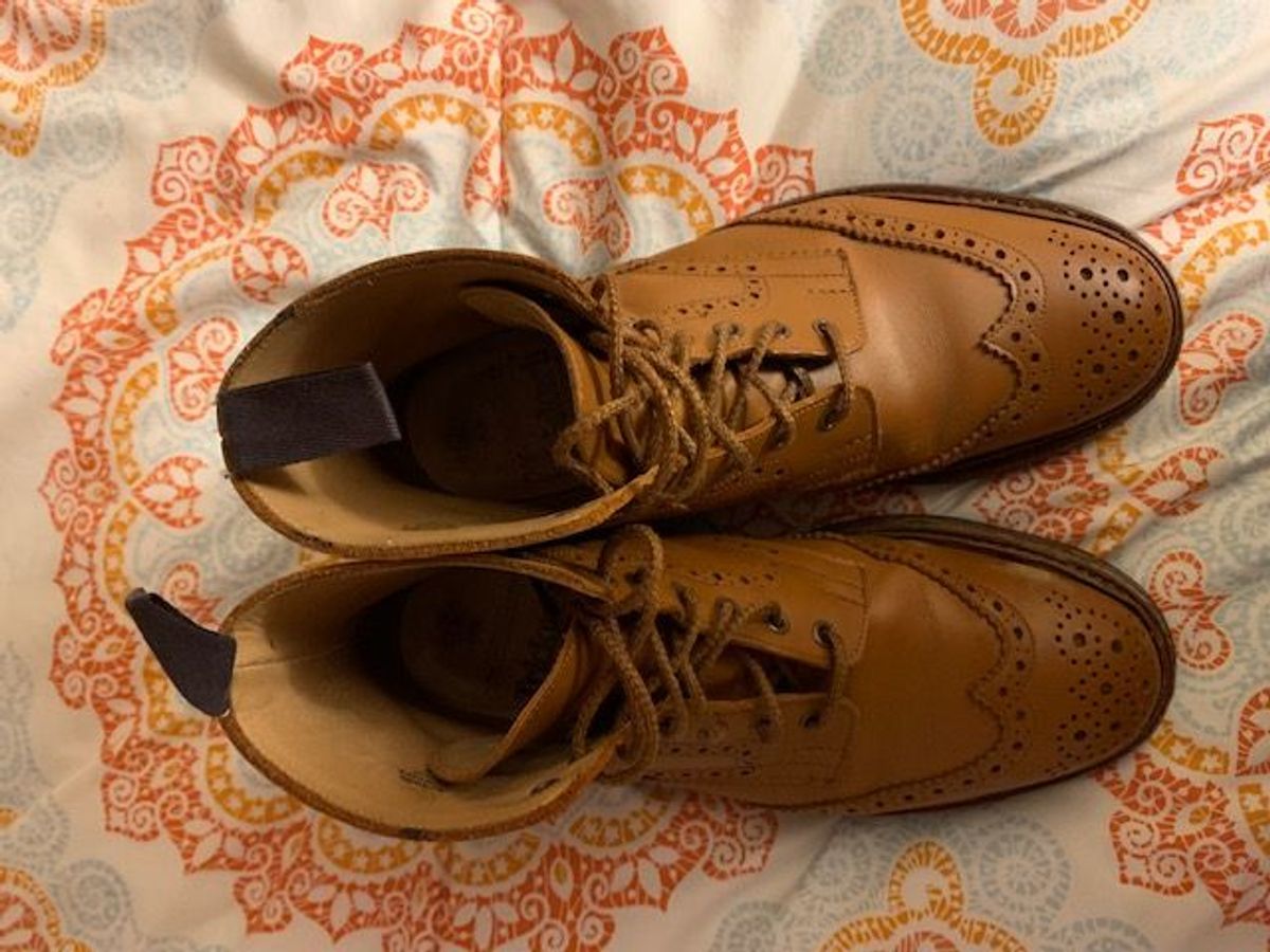 Photo by patinathunderdome on February 6, 2022 of the Tricker's Stow Country Boot in C-Shade Tan.