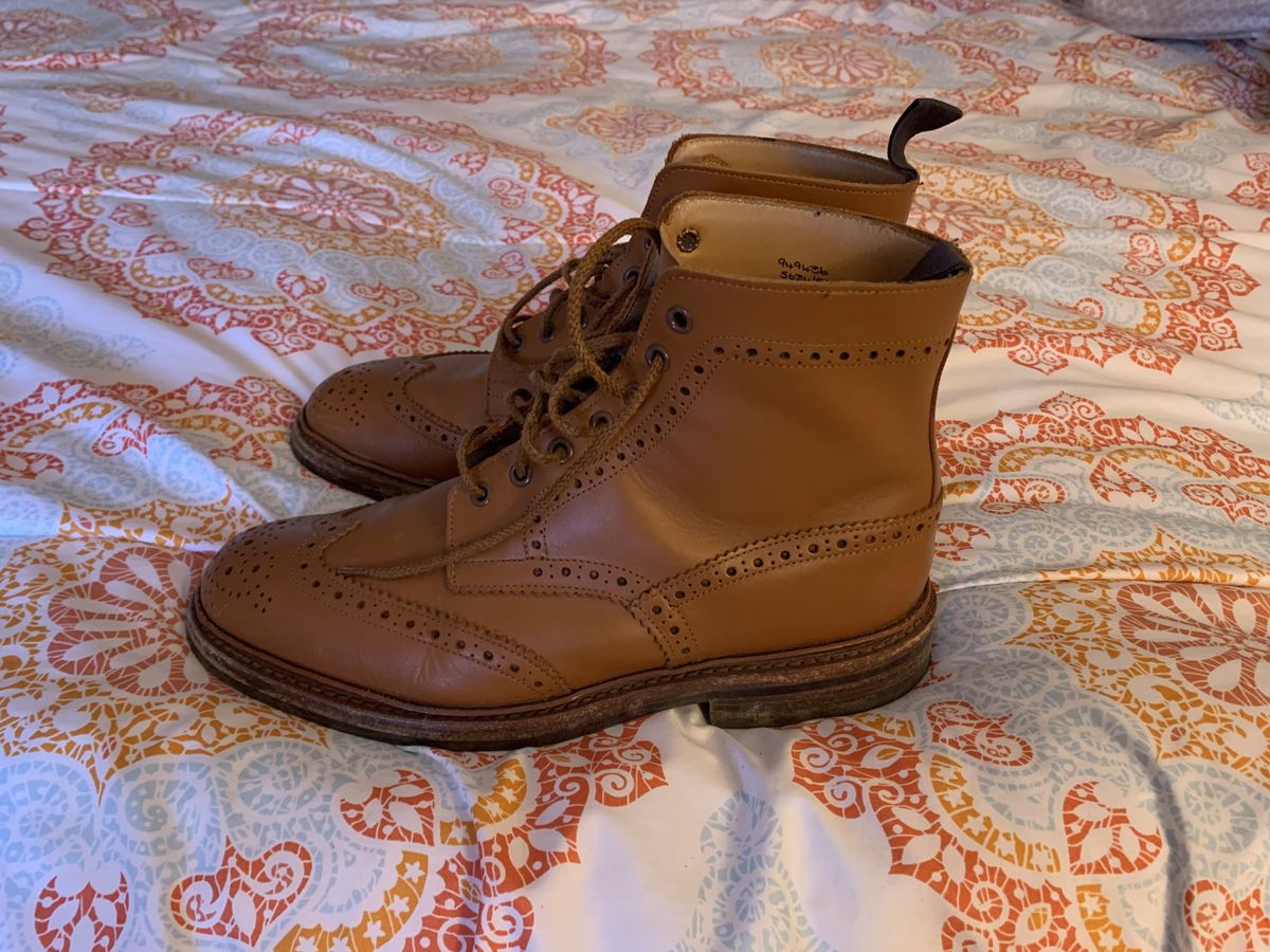 Photo by patinathunderdome on March 4, 2022 of the Tricker's Stow Country Boot in C-Shade Tan.