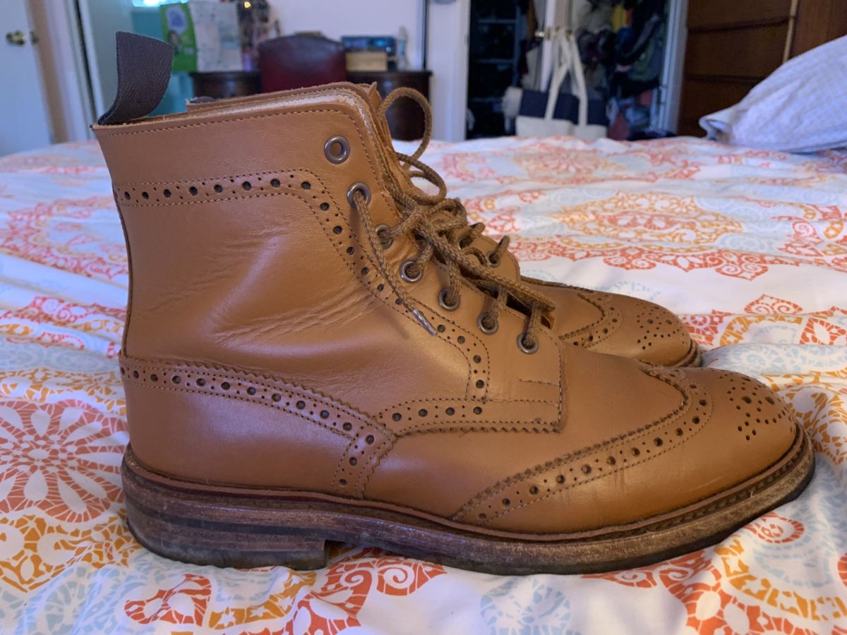 Photo by patinathunderdome on March 4, 2022 of the Tricker's Stow Country Boot in C-Shade Tan.