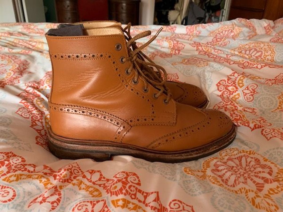 Photo by patinathunderdome on May 5, 2022 of the Tricker's Stow Country Boot in C-Shade Tan.