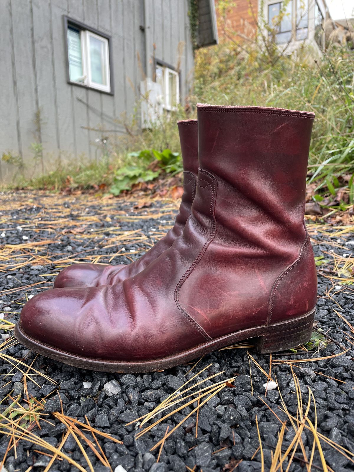 Photo by patinathunderdome on November 2, 2021 of the Hark Weber Zip Boot in Horween Color 8 Chromexcel.