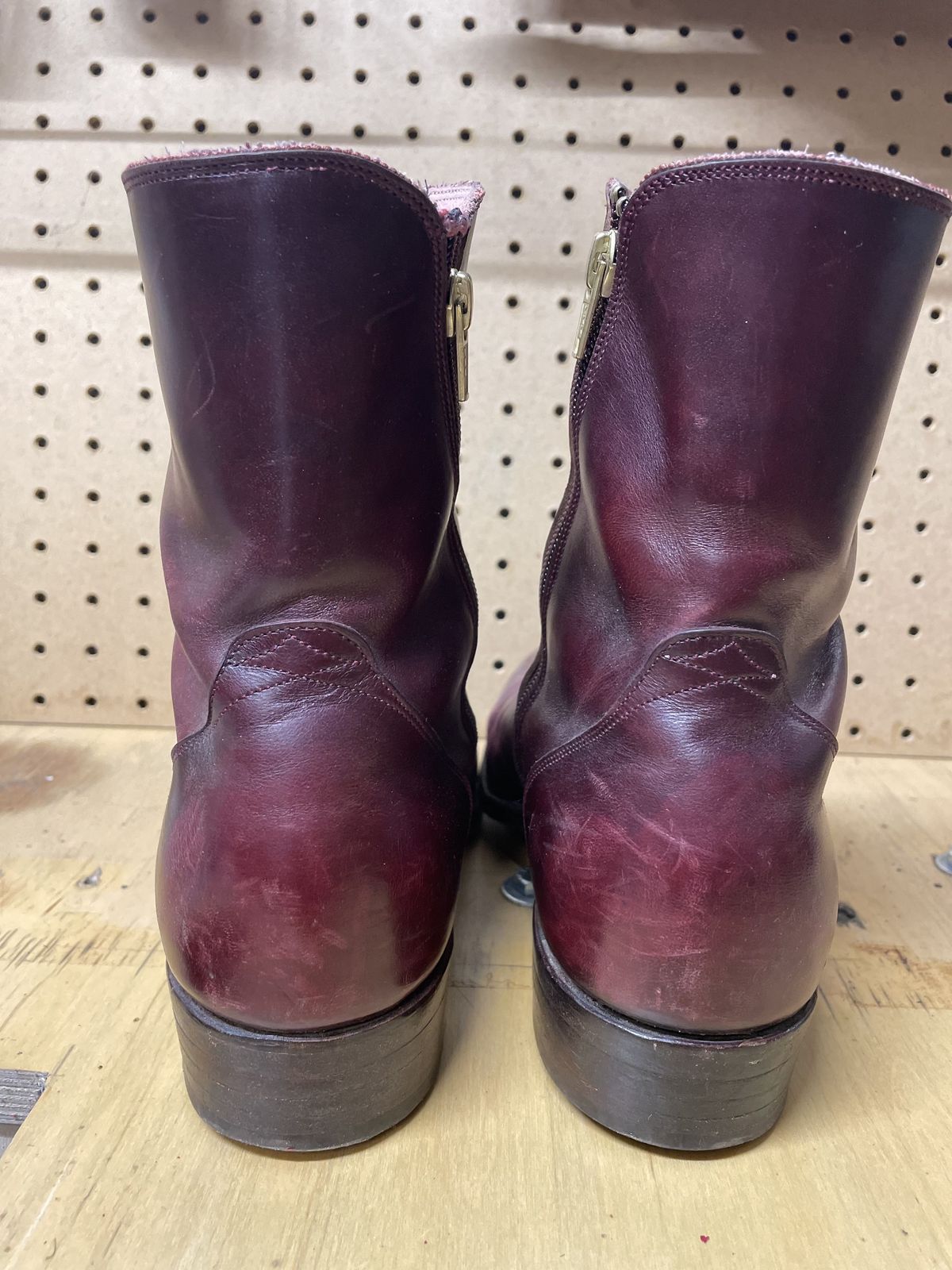 Photo by patinathunderdome on December 1, 2021 of the Hark Weber Zip Boot in Horween Color 8 Chromexcel.