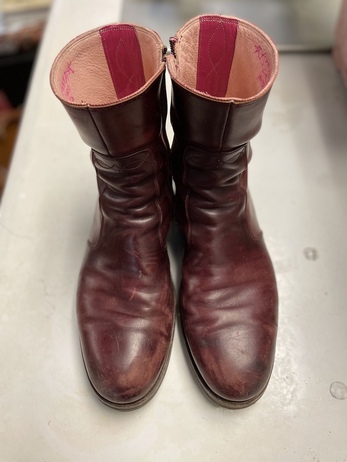 Photo by patinathunderdome on May 4, 2022 of the Hark Weber Zip Boot in Horween Color 8 Chromexcel.