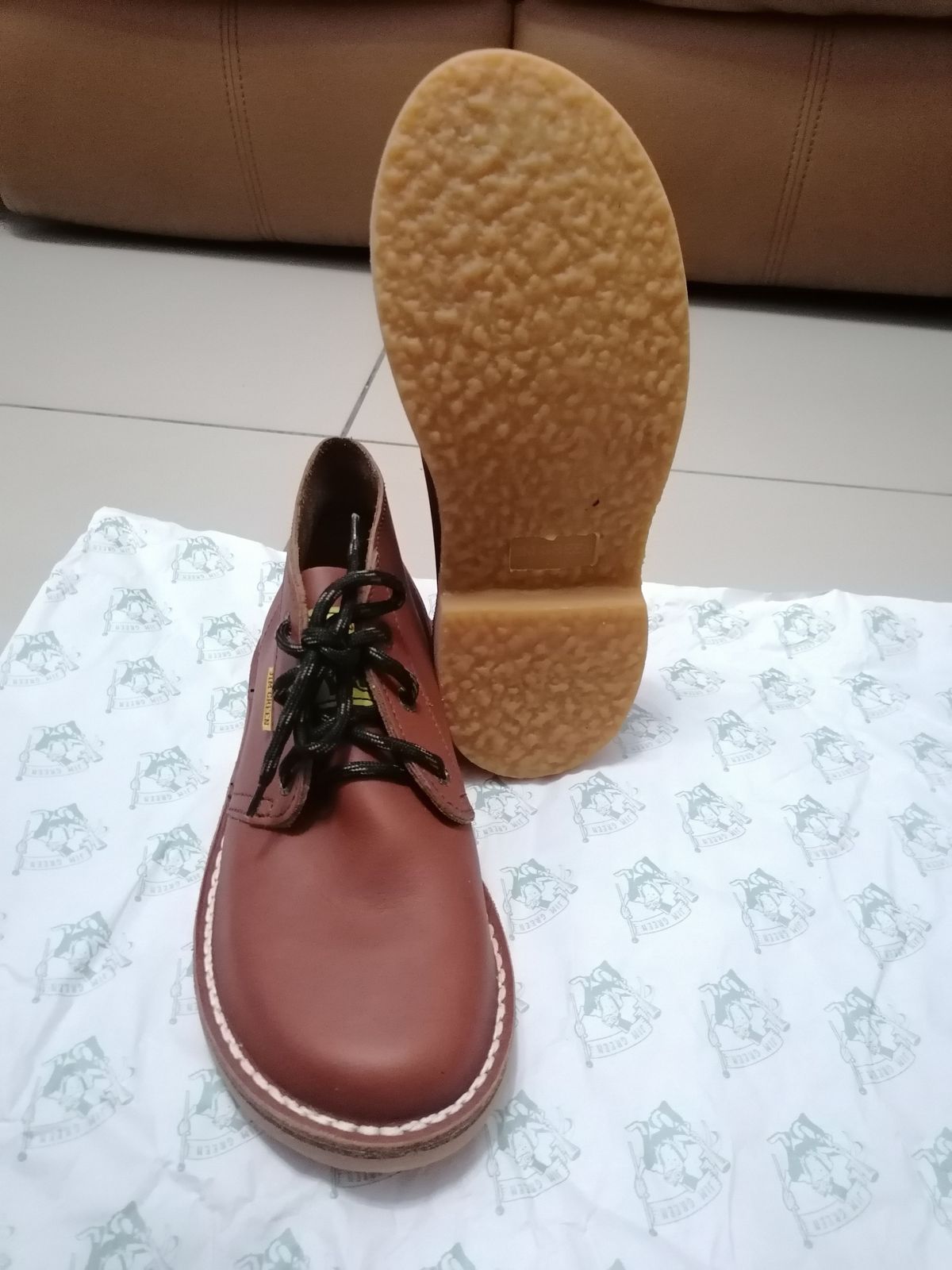 Photo by patinathunderdome on September 30, 2021 of the Jim Green Vellie in Tan Full Grain.