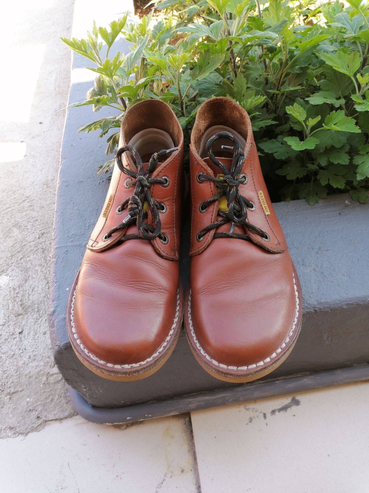 Photo by patinathunderdome on November 1, 2021 of the Jim Green Vellie in Tan Full Grain.