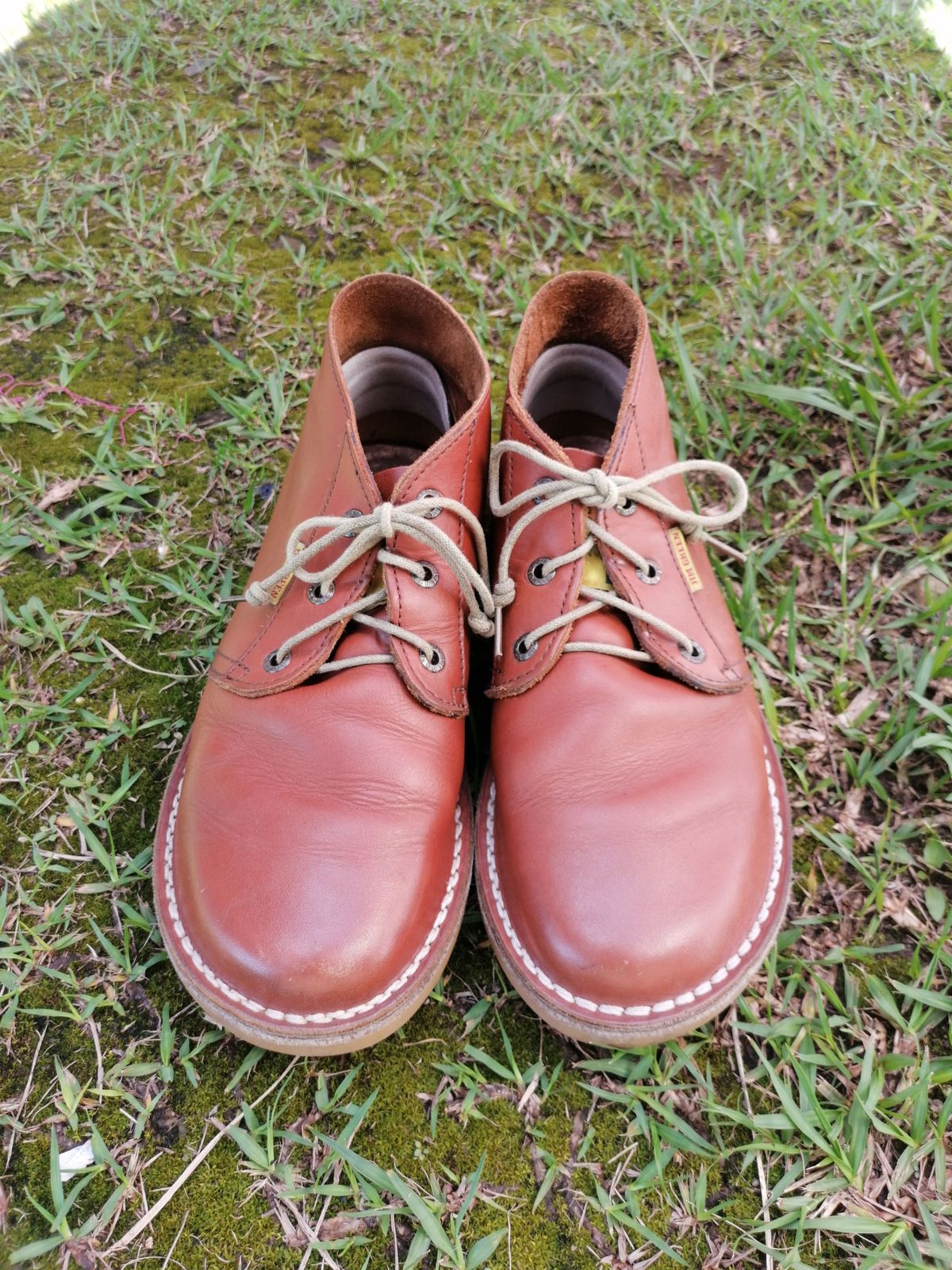 Photo by patinathunderdome on January 1, 2022 of the Jim Green Vellie in Tan Full Grain.