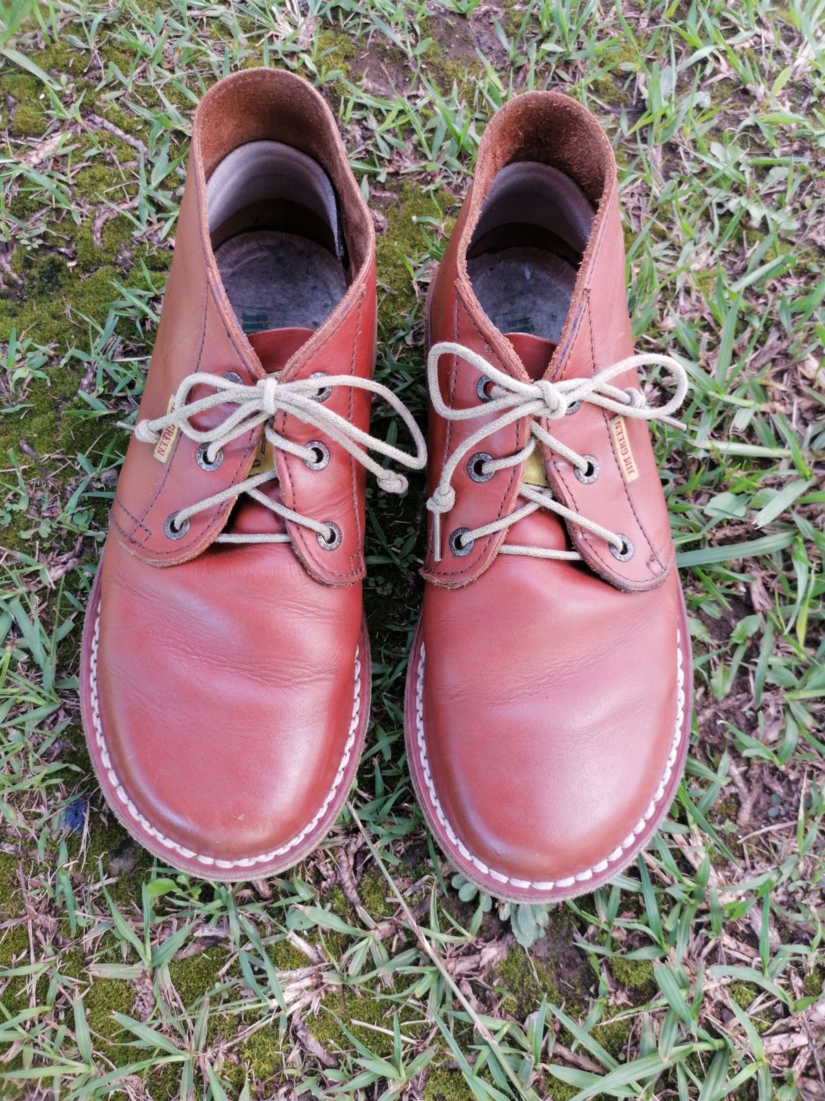 Photo by patinathunderdome on January 1, 2022 of the Jim Green Vellie in Tan Full Grain.