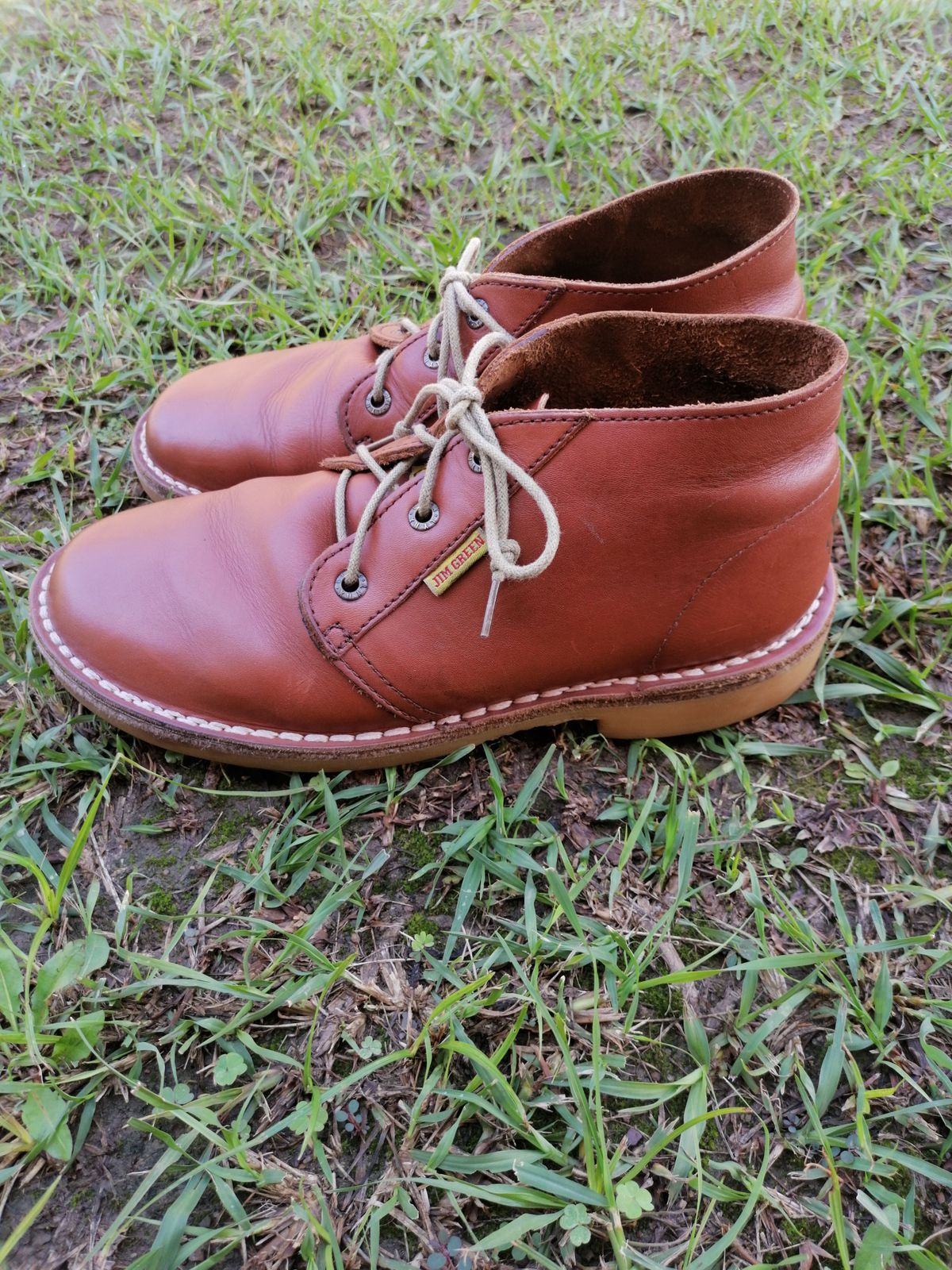 Photo by patinathunderdome on January 1, 2022 of the Jim Green Vellie in Tan Full Grain.