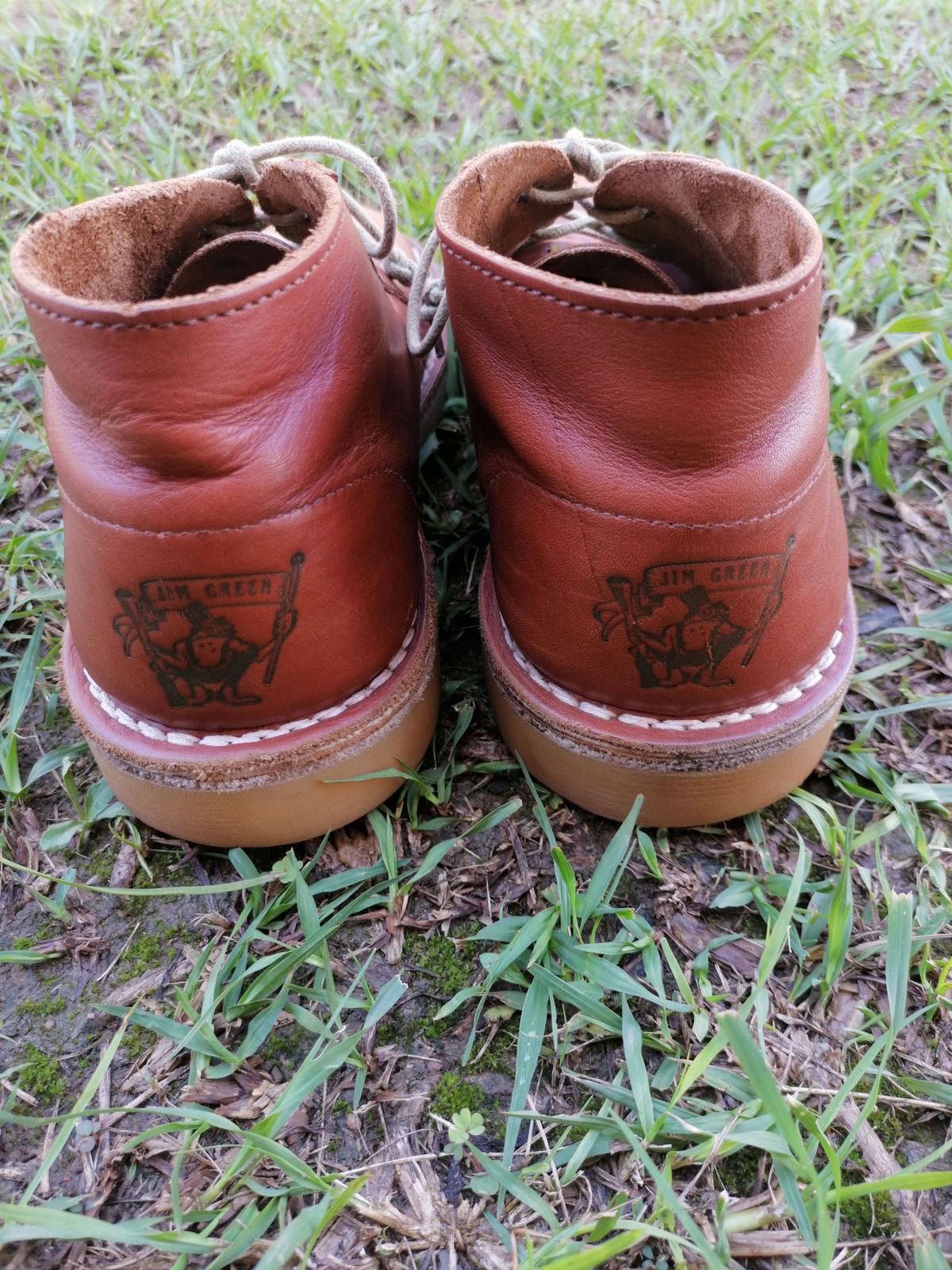 Photo by patinathunderdome on January 1, 2022 of the Jim Green Vellie in Tan Full Grain.