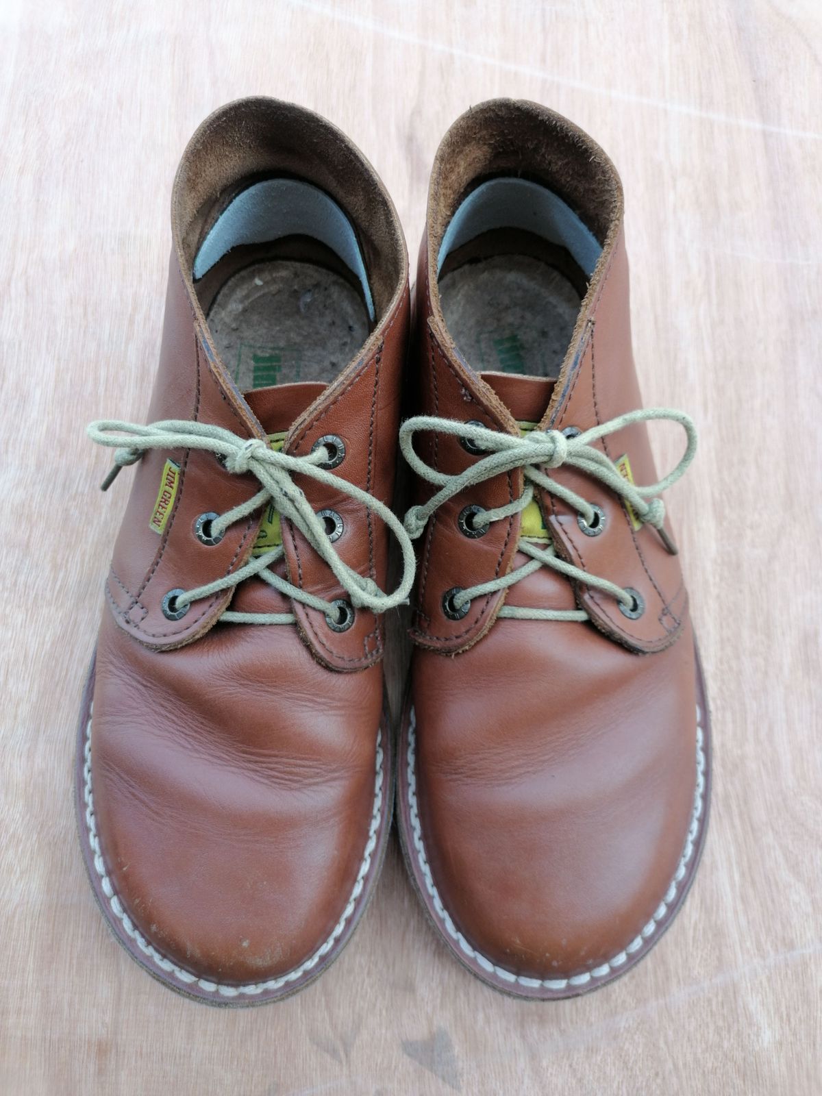 Photo by patinathunderdome on February 1, 2022 of the Jim Green Vellie in Tan Full Grain.