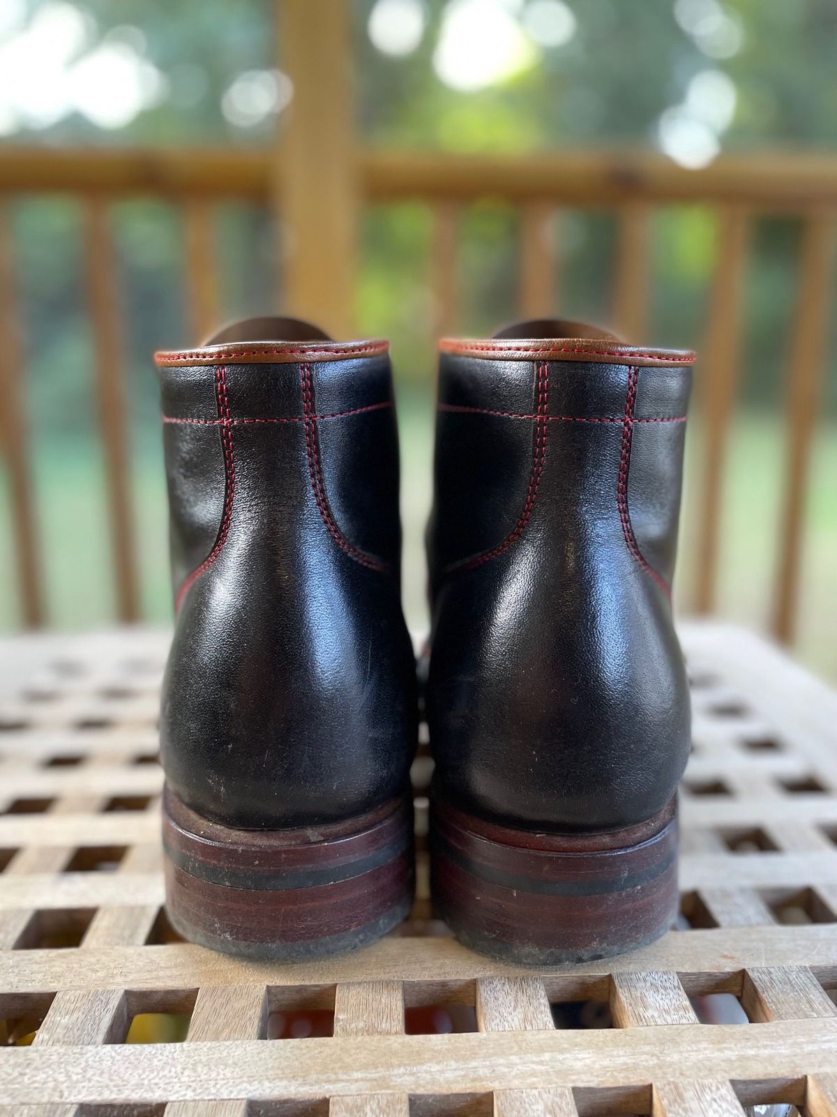 Photo by patinathunderdome on November 4, 2021 of the Tahura Captoelari in Shinki Black Oiled Horsebutt.