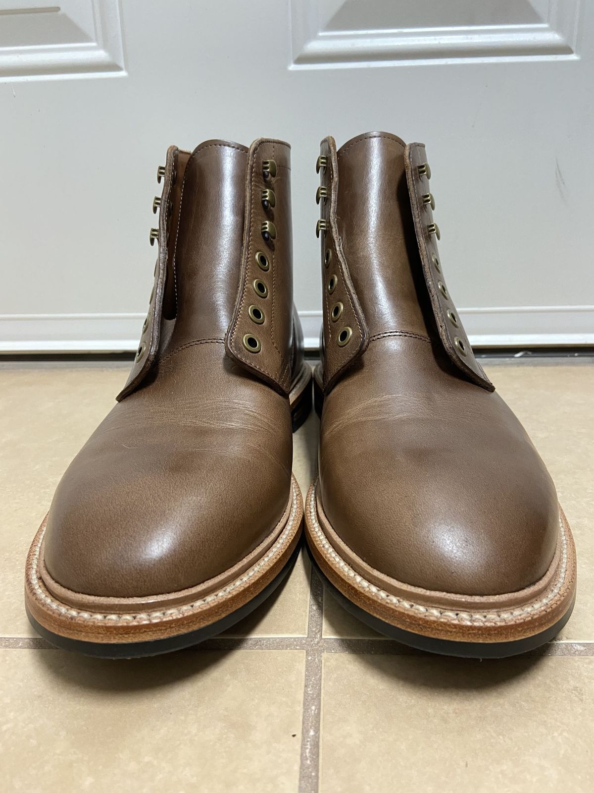 Photo by patinathunderdome on October 1, 2021 of the Grant Stone Diesel Boot in Horween Dune Chromexcel.