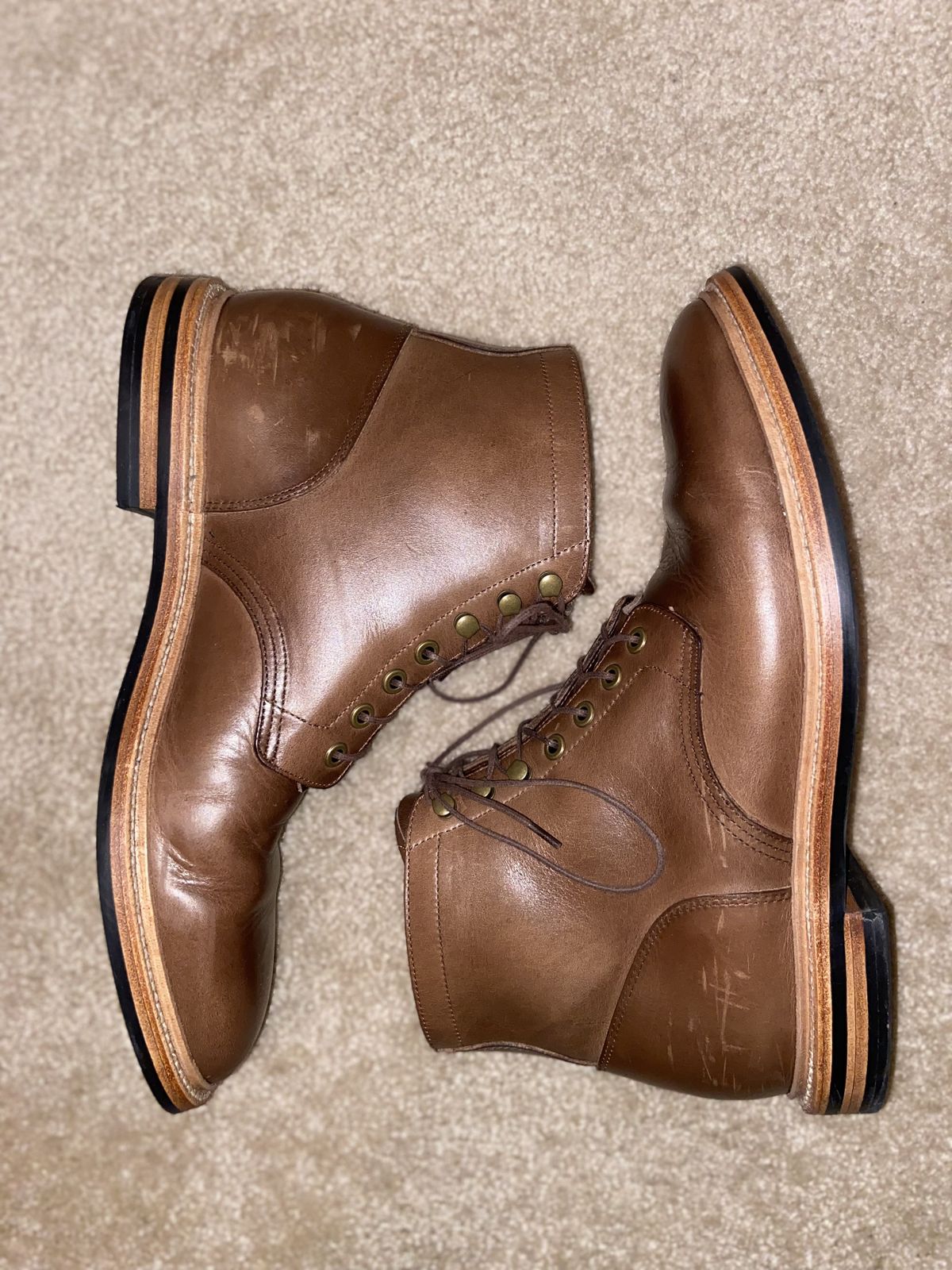 Photo by patinathunderdome on November 5, 2021 of the Grant Stone Diesel Boot in Horween Dune Chromexcel.
