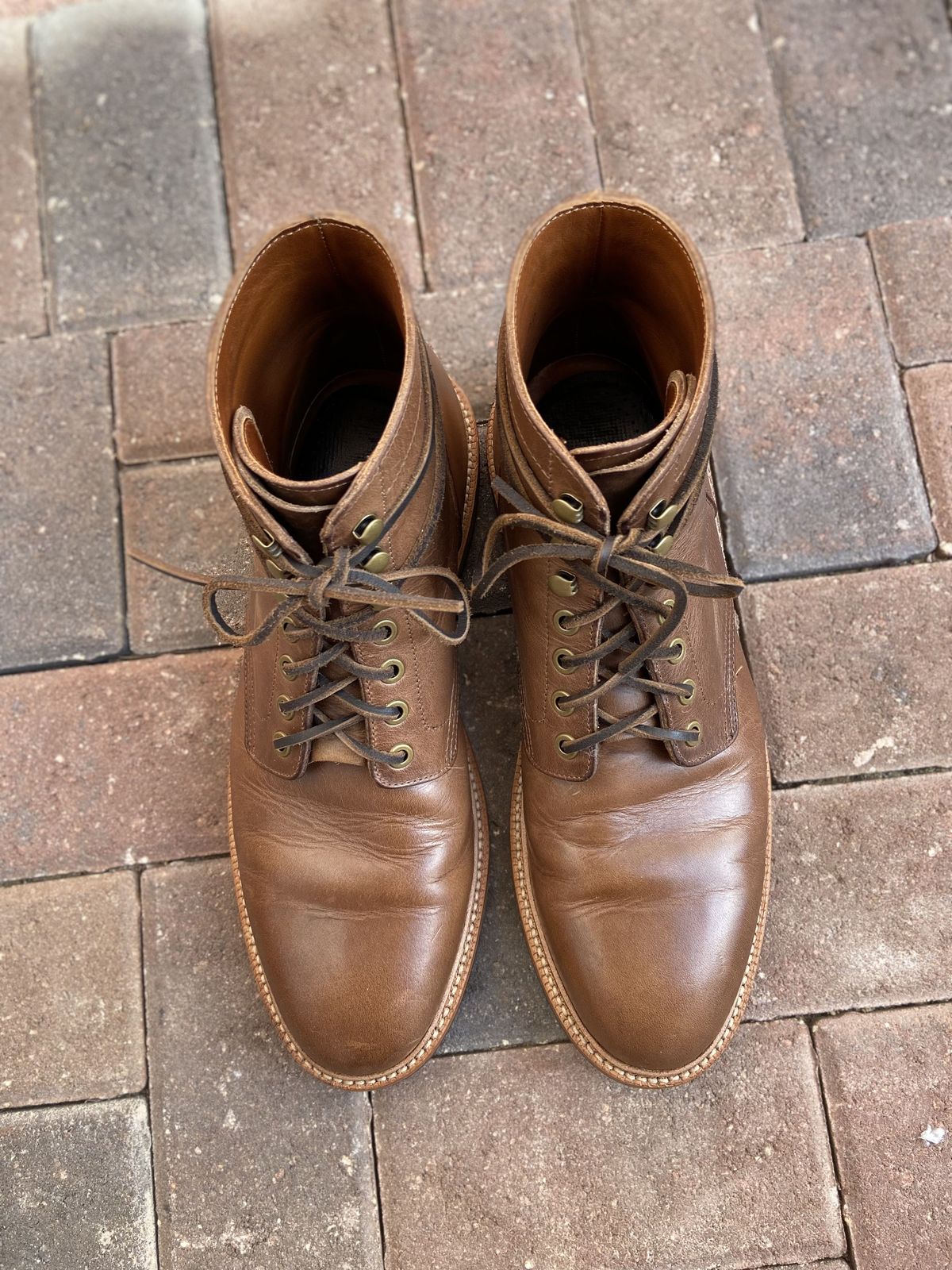 Photo by patinathunderdome on December 5, 2021 of the Grant Stone Diesel Boot in Horween Dune Chromexcel.