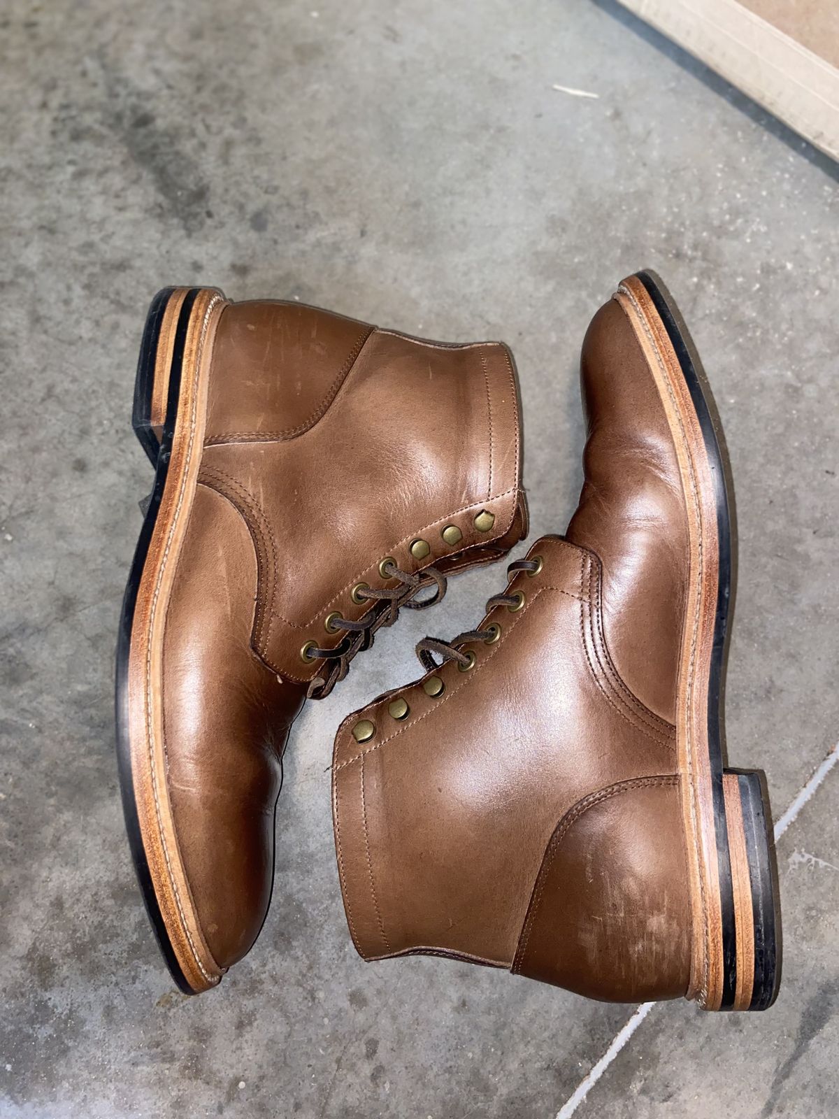 Photo by patinathunderdome on January 6, 2022 of the Grant Stone Diesel Boot in Horween Dune Chromexcel.
