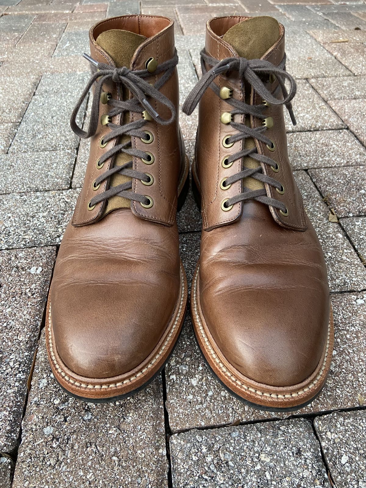 Photo by patinathunderdome on March 5, 2022 of the Grant Stone Diesel Boot in Horween Dune Chromexcel.