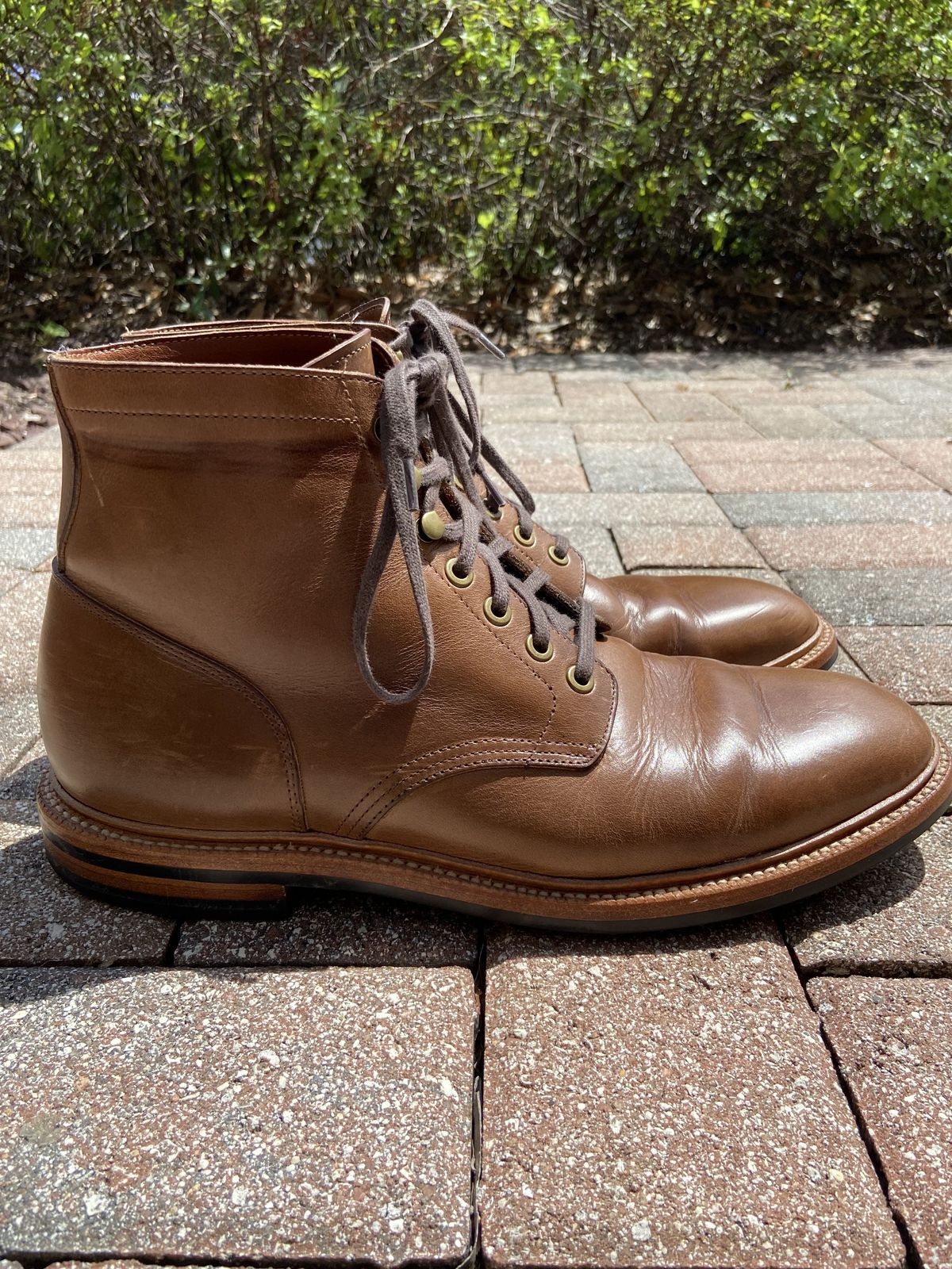 Photo by patinathunderdome on April 5, 2022 of the Grant Stone Diesel Boot in Horween Dune Chromexcel.