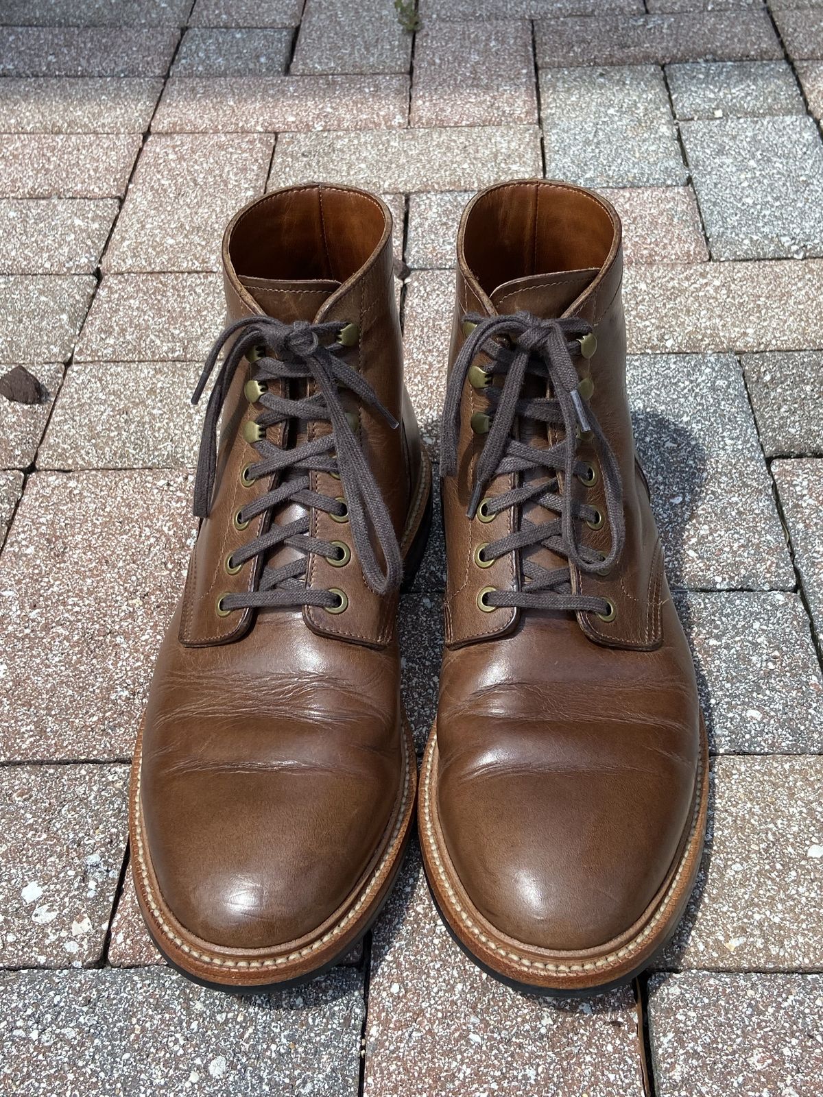 Photo by patinathunderdome on April 5, 2022 of the Grant Stone Diesel Boot in Horween Dune Chromexcel.