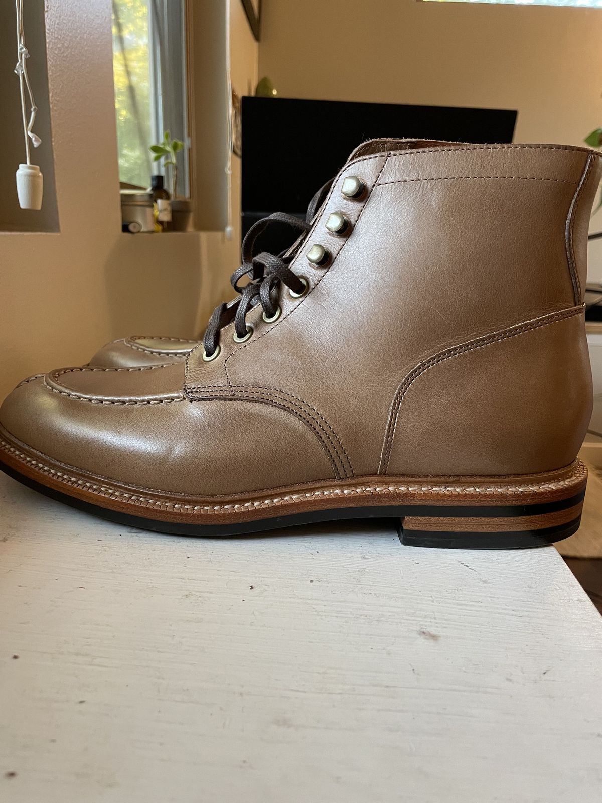 Photo by patinathunderdome on November 1, 2021 of the Grant Stone Ottawa Boot in Horween Dune Chromexcel.