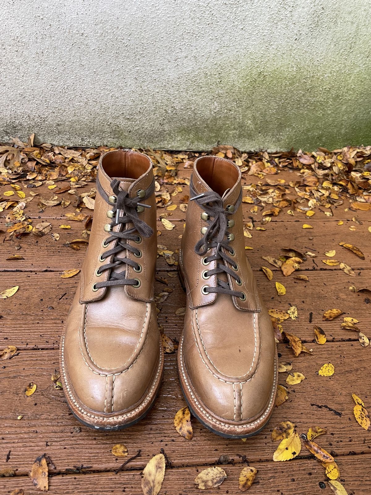 Photo by patinathunderdome on December 3, 2021 of the Grant Stone Ottawa Boot in Horween Dune Chromexcel.