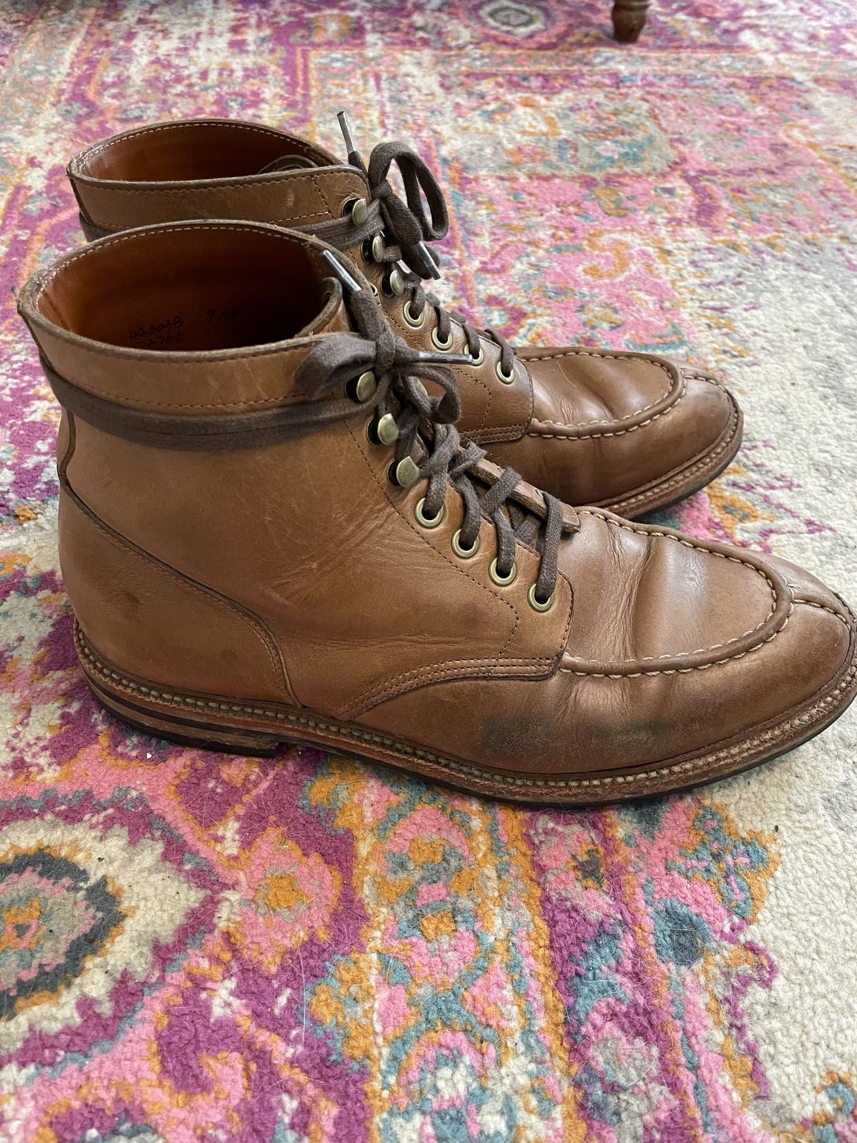 Photo by patinathunderdome on February 5, 2022 of the Grant Stone Ottawa Boot in Horween Dune Chromexcel.