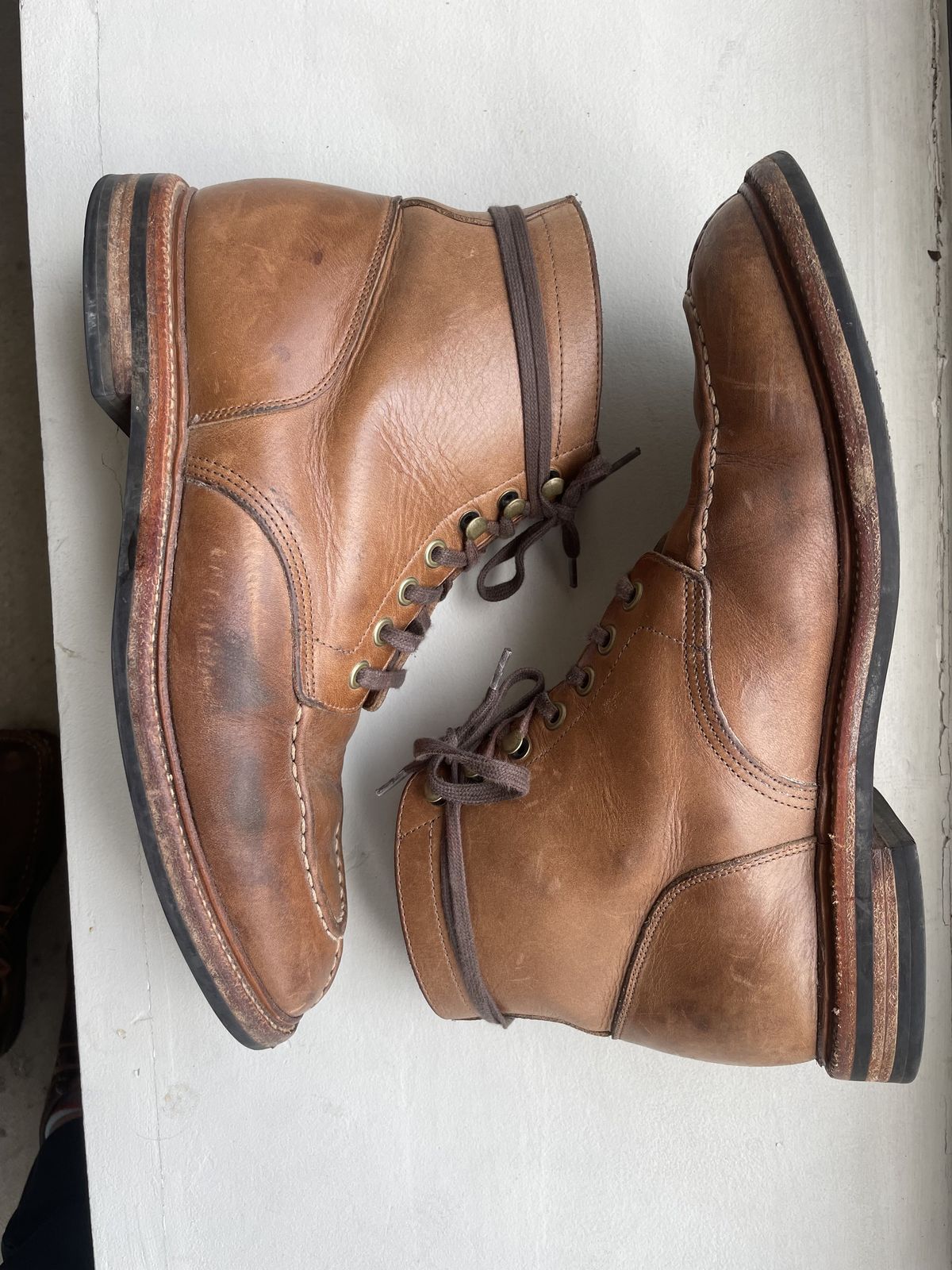 Photo by patinathunderdome on May 4, 2022 of the Grant Stone Ottawa Boot in Horween Dune Chromexcel.