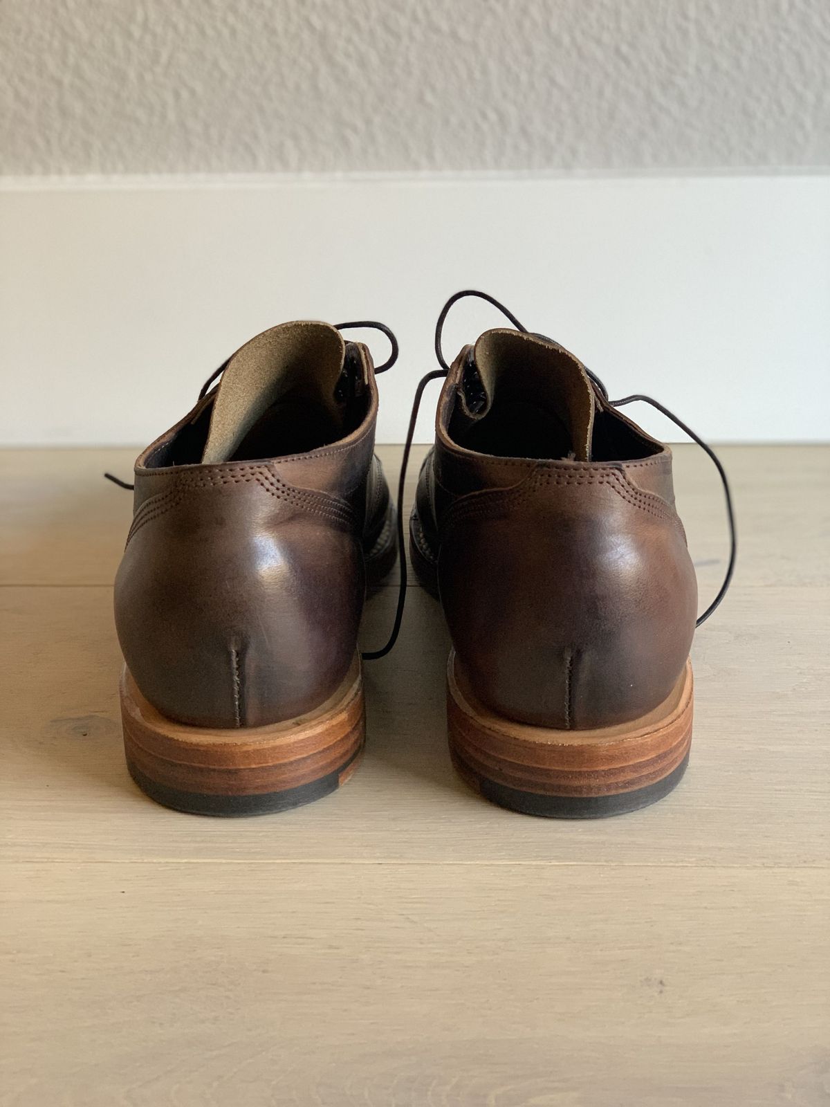 Photo by patinathunderdome on October 3, 2021 of the Viberg 145 Oxford in Horween Rowdy Dachshund.