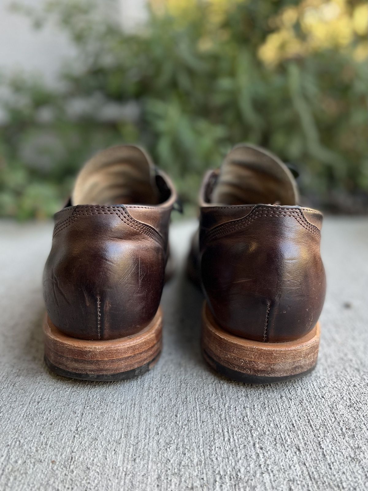 Photo by patinathunderdome on January 5, 2022 of the Viberg 145 Oxford in Horween Rowdy Dachshund.