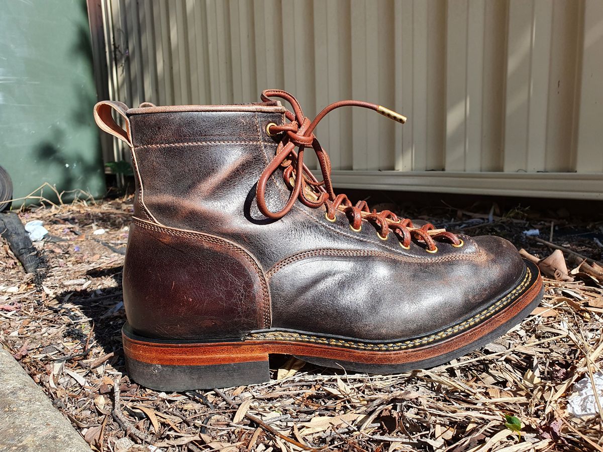 Photo by patinathunderdome on December 1, 2021 of the Sagara Valiant in Conceria Cloe Superlux Horsebutt Overdyed Black.