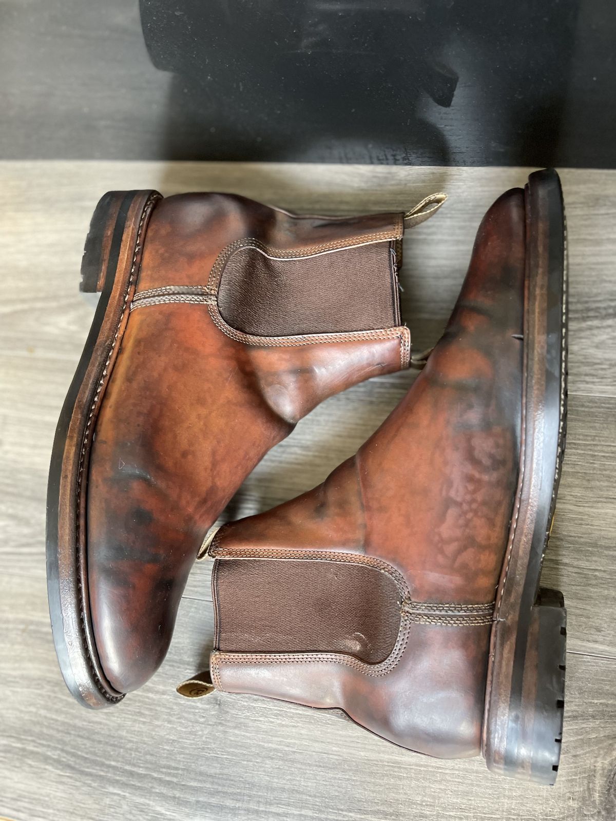 Photo by patinathunderdome on May 6, 2022 of the Taylor Stitch Ranch Boot in Rocado Whisky Shell Cordovan.