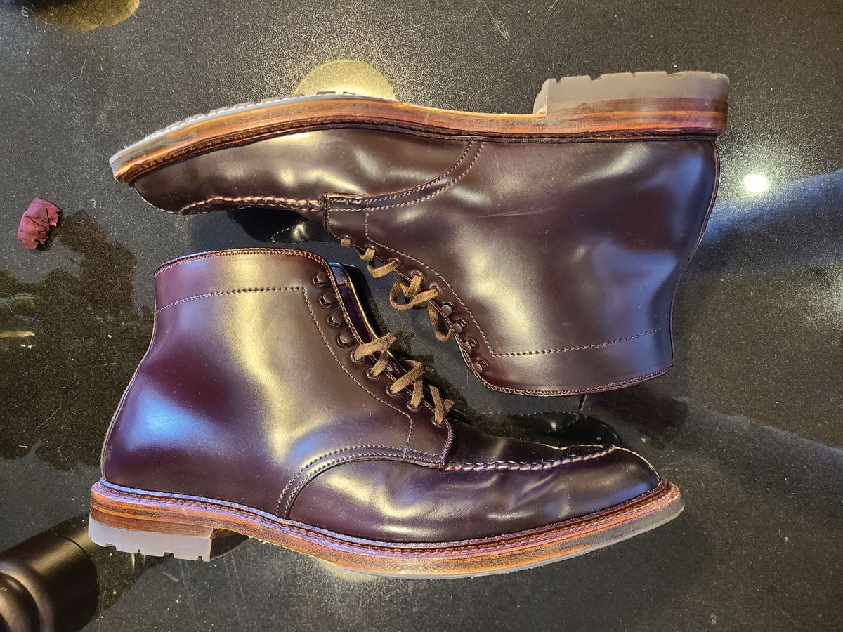 Photo by patinathunderdome on November 3, 2021 of the Alden Tanker Boot in Horween Color 8 Shell Cordovan.