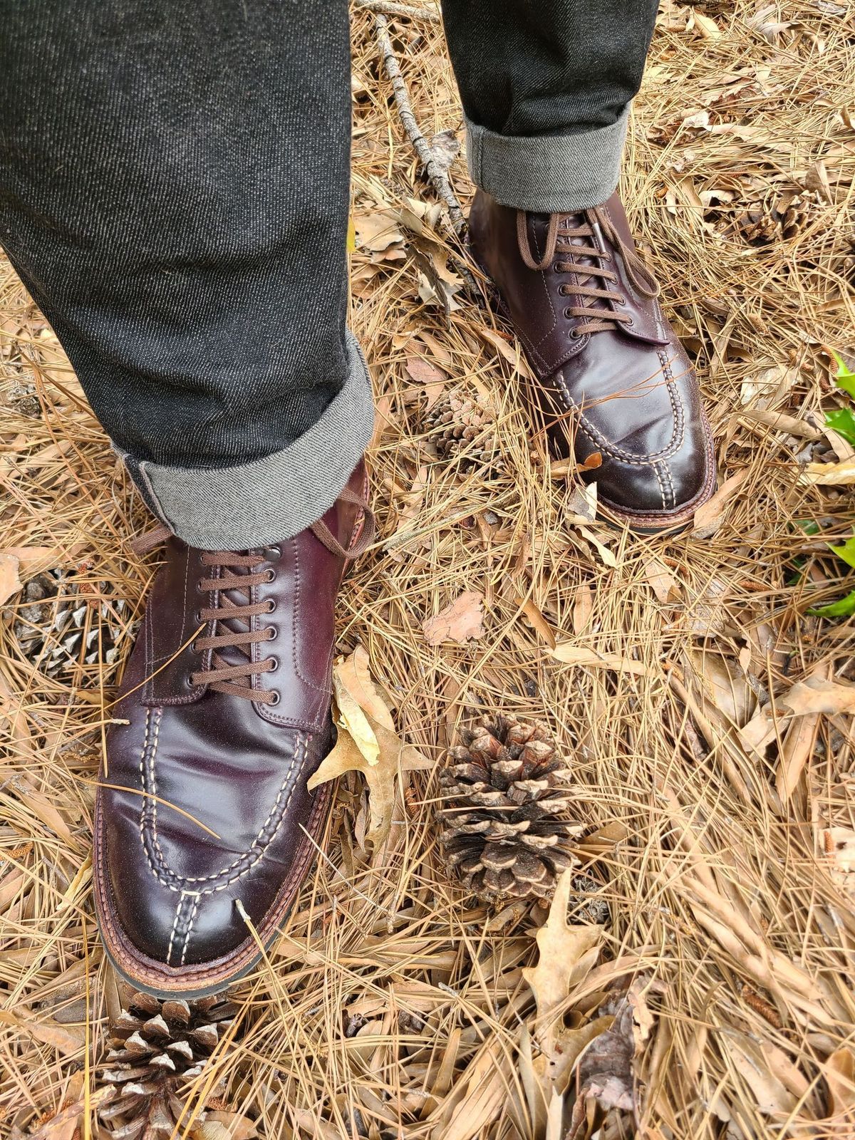 Photo by patinathunderdome on May 5, 2022 of the Alden Tanker Boot in Horween Color 8 Shell Cordovan.