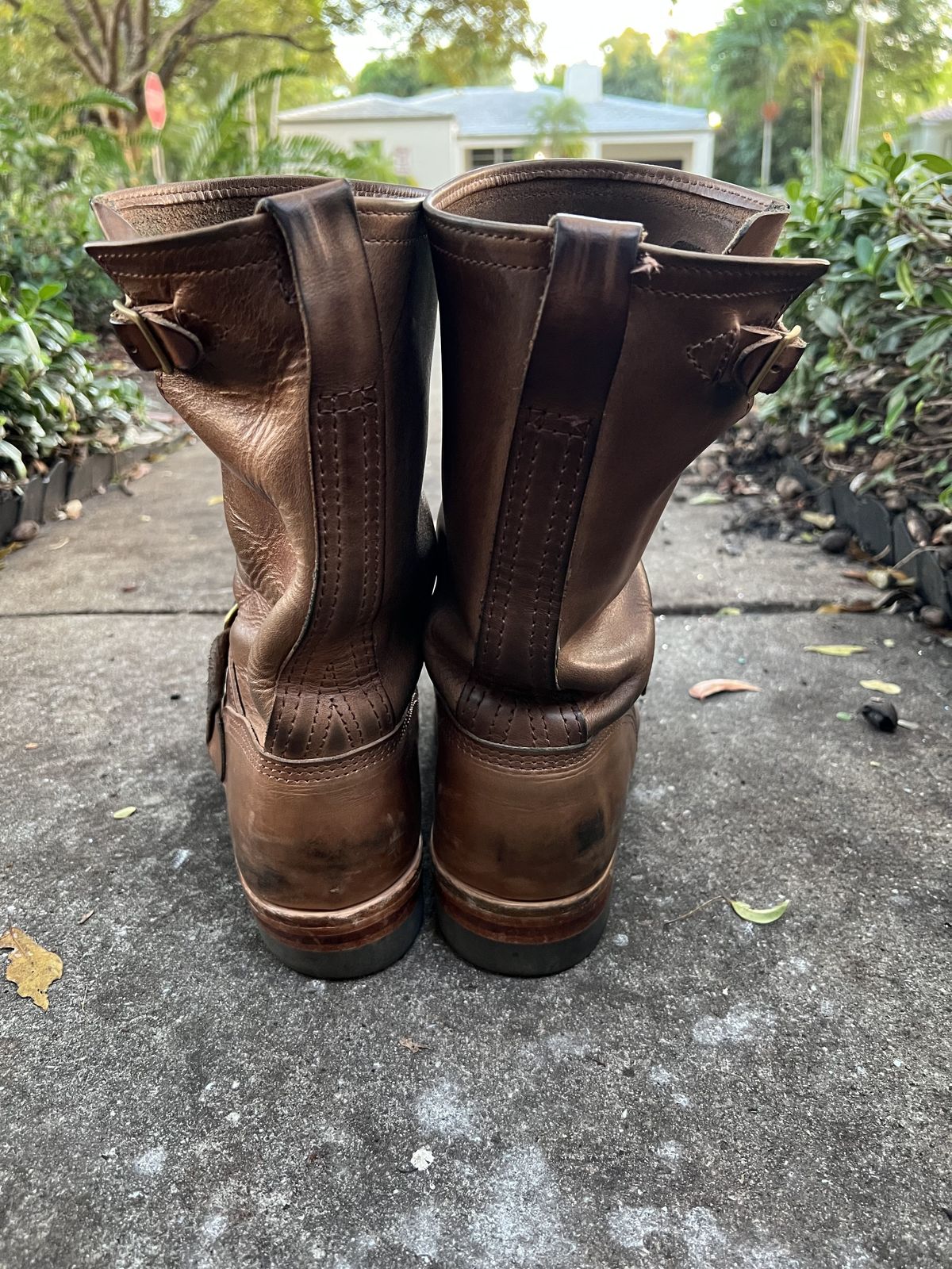 Photo by patinathunderdome on January 2, 2022 of the Wesco Mister Lou in Horween Natural Chromexcel.
