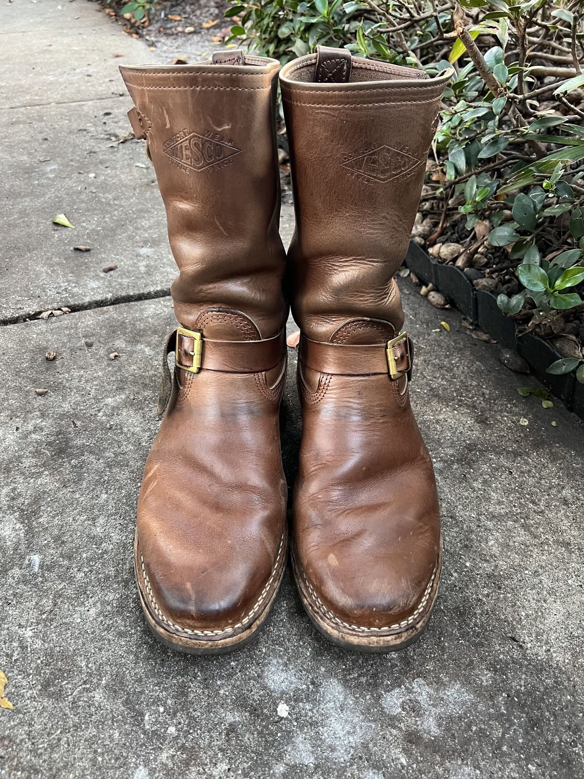 Photo by patinathunderdome on January 2, 2022 of the Wesco Mister Lou in Horween Natural Chromexcel.