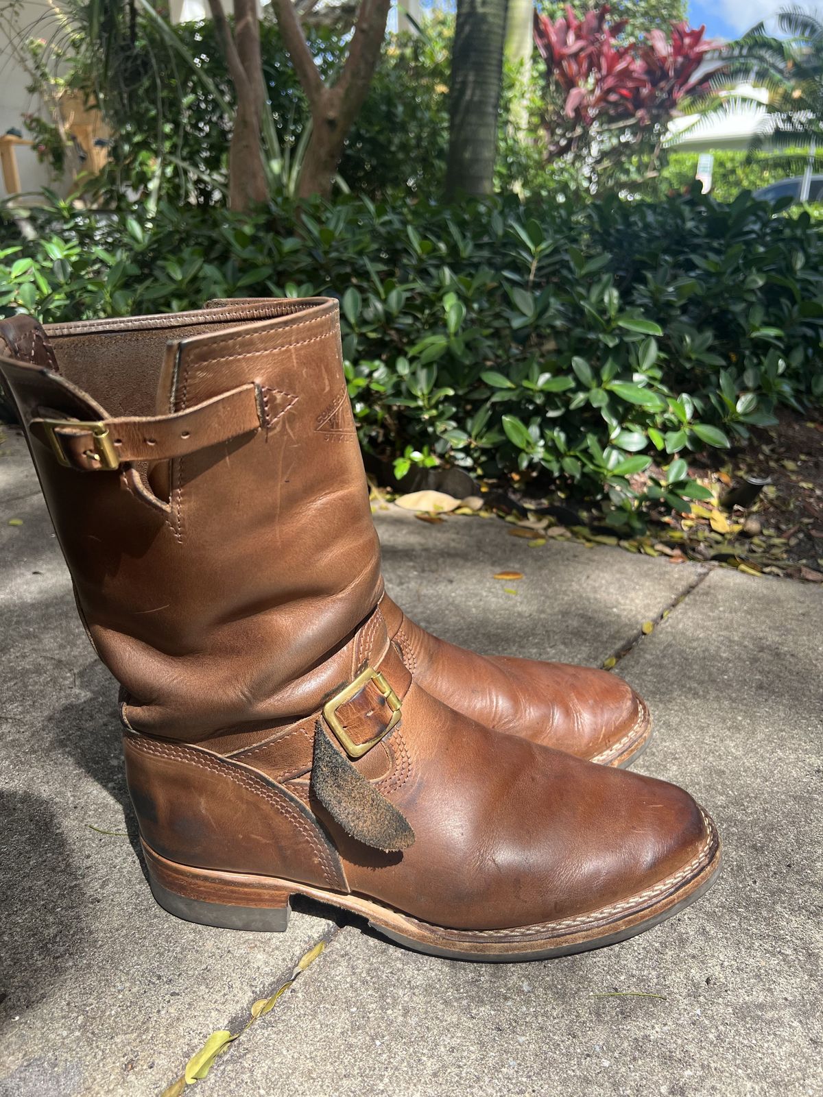 Photo by patinathunderdome on March 6, 2022 of the Wesco Mister Lou in Horween Natural Chromexcel.