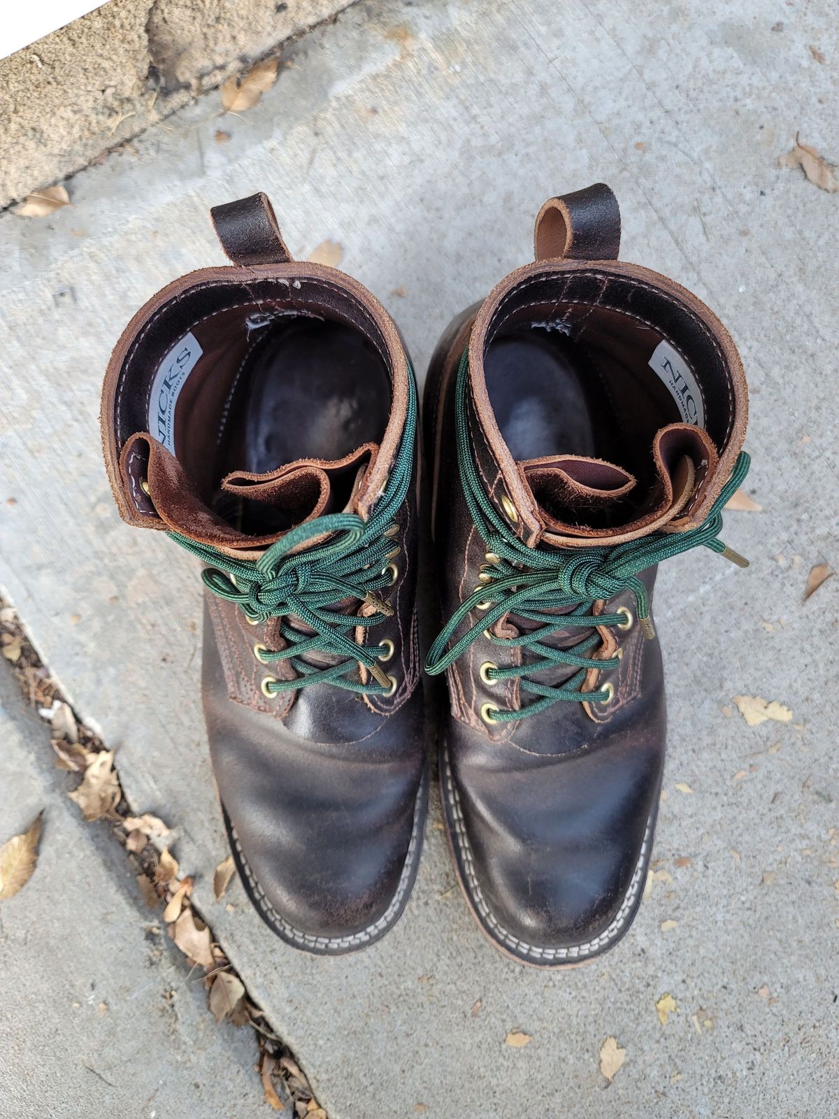Photo by patinathunderdome on December 1, 2021 of the Nicks Urban Logger in Horween Brown Waxed Flesh.