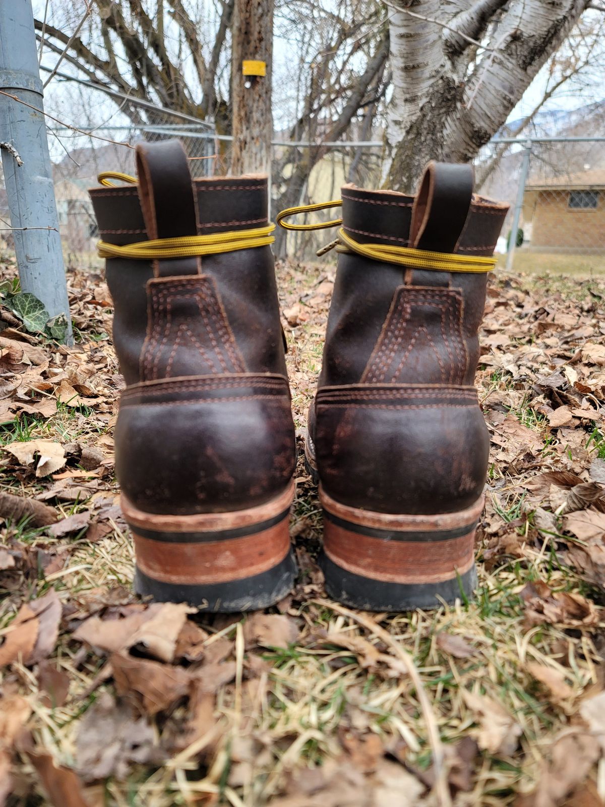 Photo by patinathunderdome on March 4, 2022 of the Nicks Urban Logger in Horween Brown Waxed Flesh.