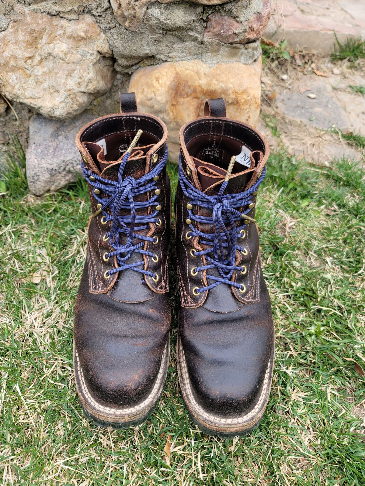 Photo by patinathunderdome on April 4, 2022 of the Nicks Urban Logger in Horween Brown Waxed Flesh.