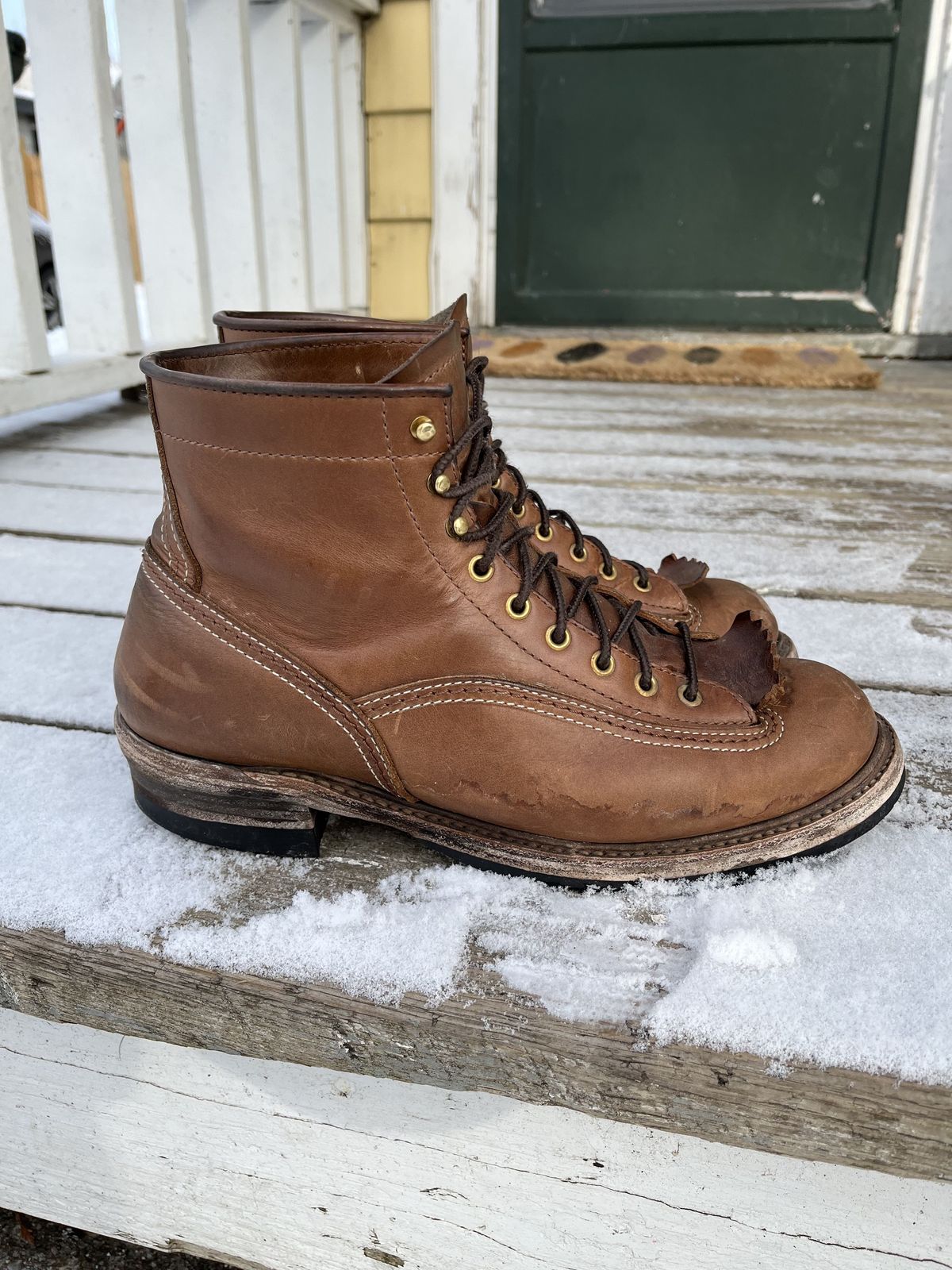 Photo by patinathunderdome on March 4, 2022 of the John Lofgren Donkey Puncher Boots in Horween Natural Bison.